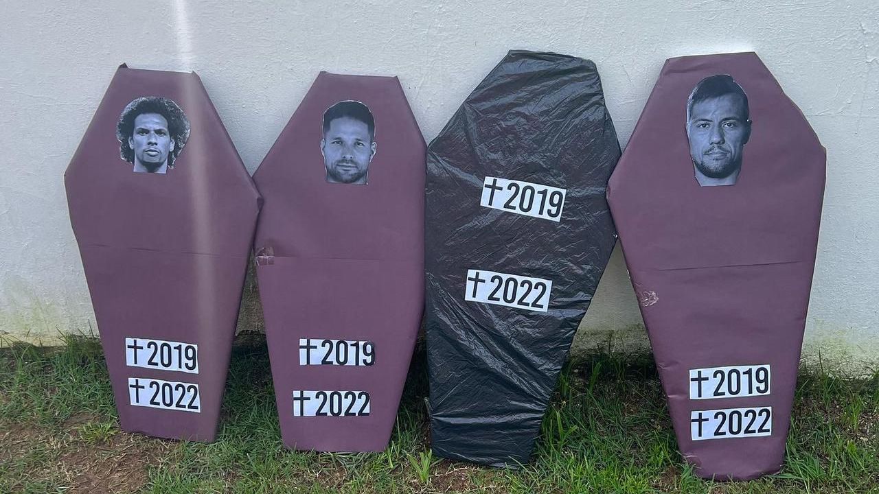 Protesto contra jogadores do Flamengo