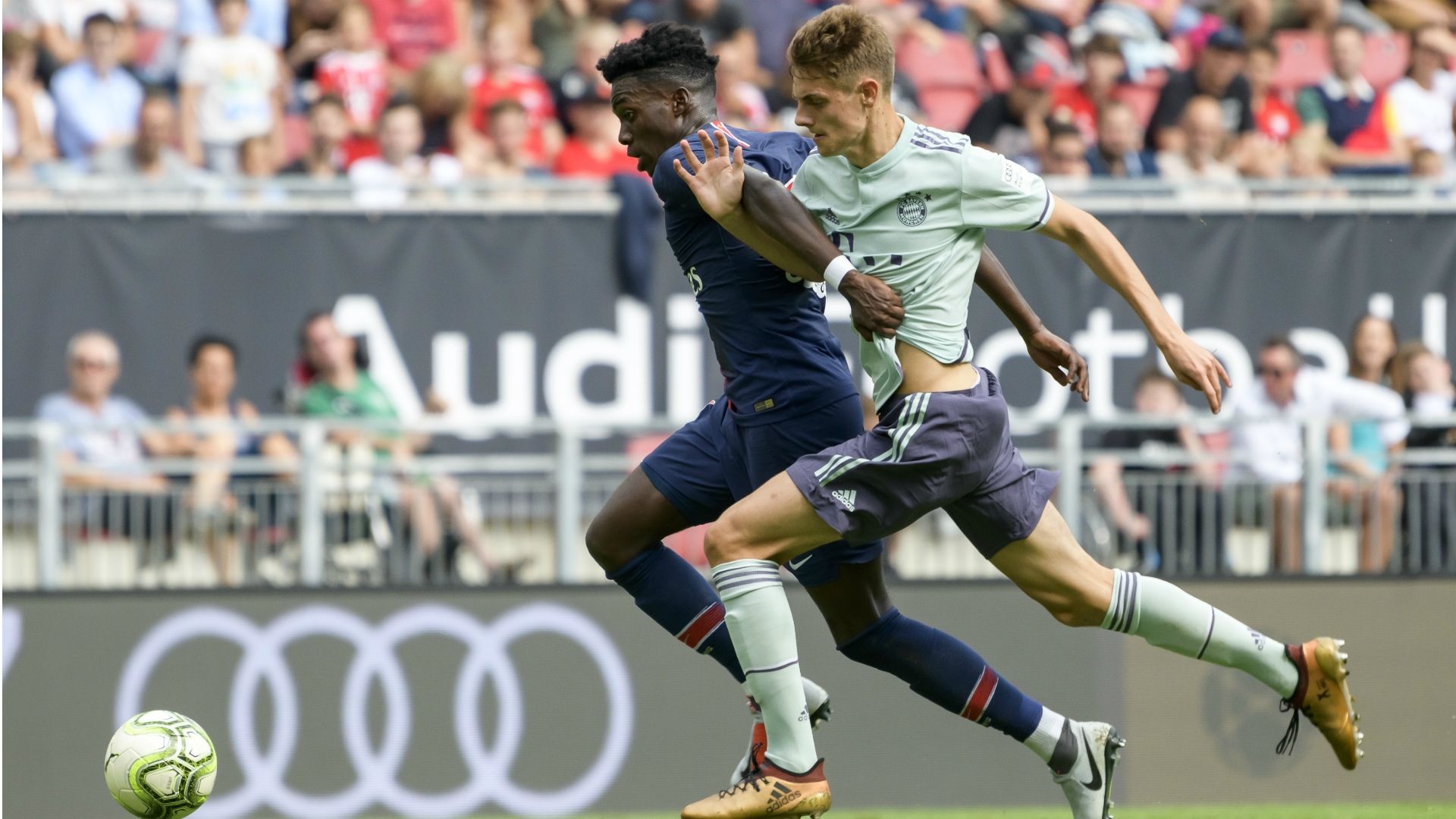 Josip Stanisic Timothy Weah Bayern PSG 22072018