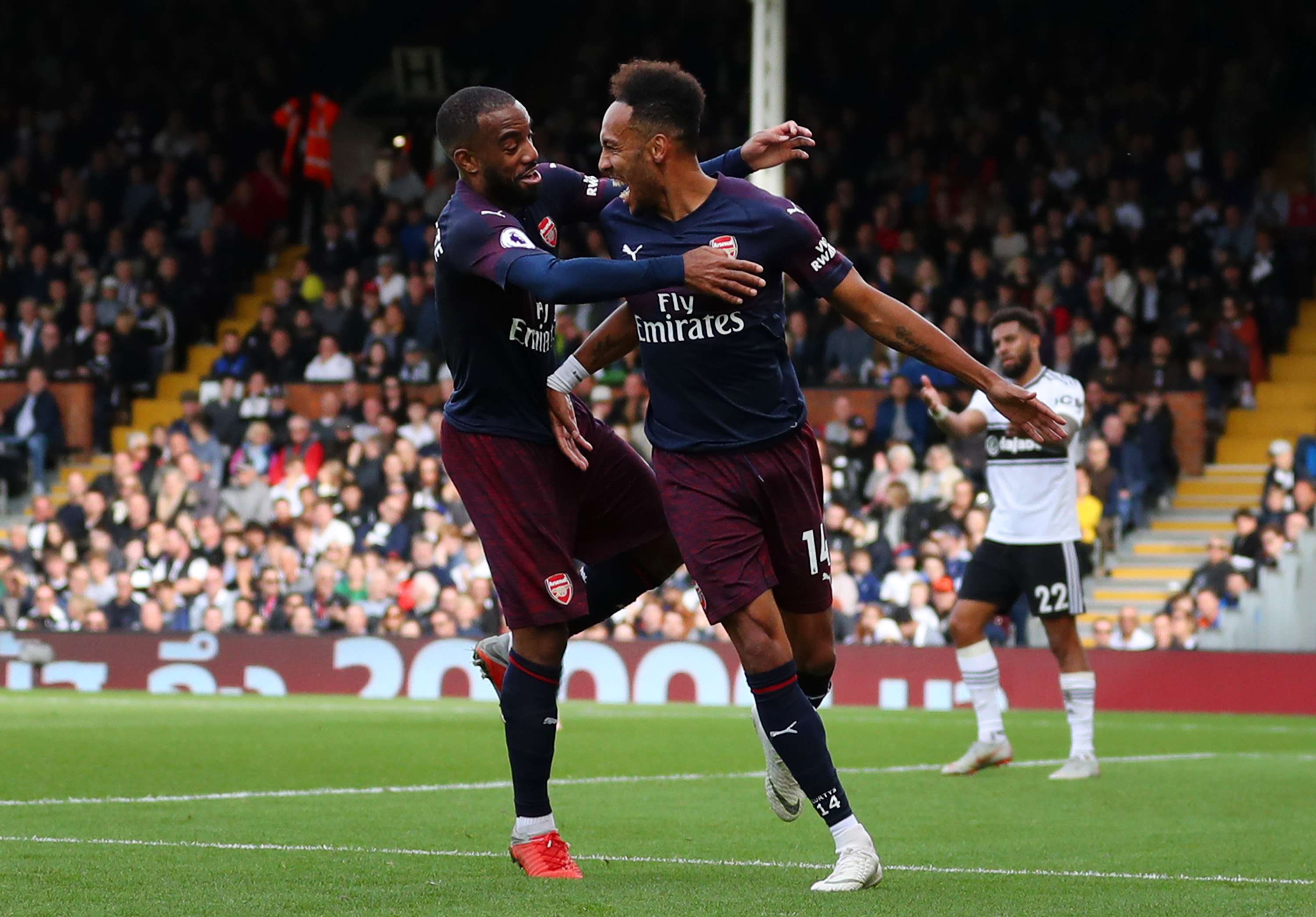 Alexandre Lacazette Aubameyang Fulham Arsenal Premier League 07102018