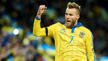 Andriy Yarmolenko Ukraine 11142015