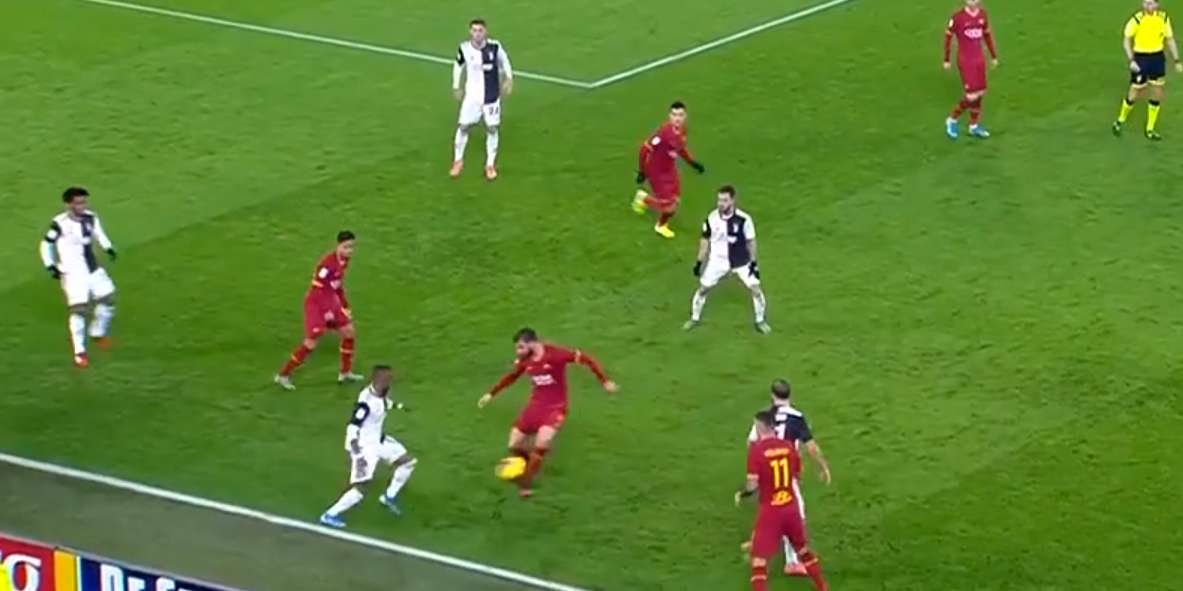 Douglas Costa Bryan Cristante Juventus Roma Coppa Italia 2020