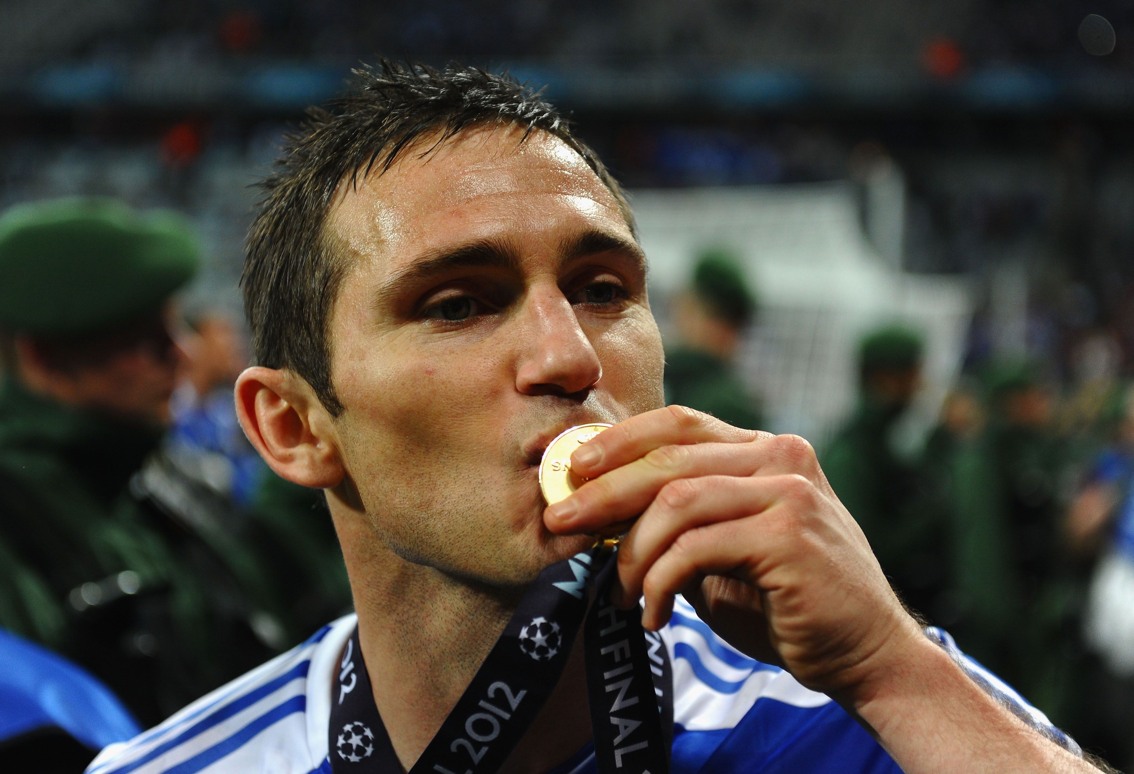 Frank Lampard kisses medal