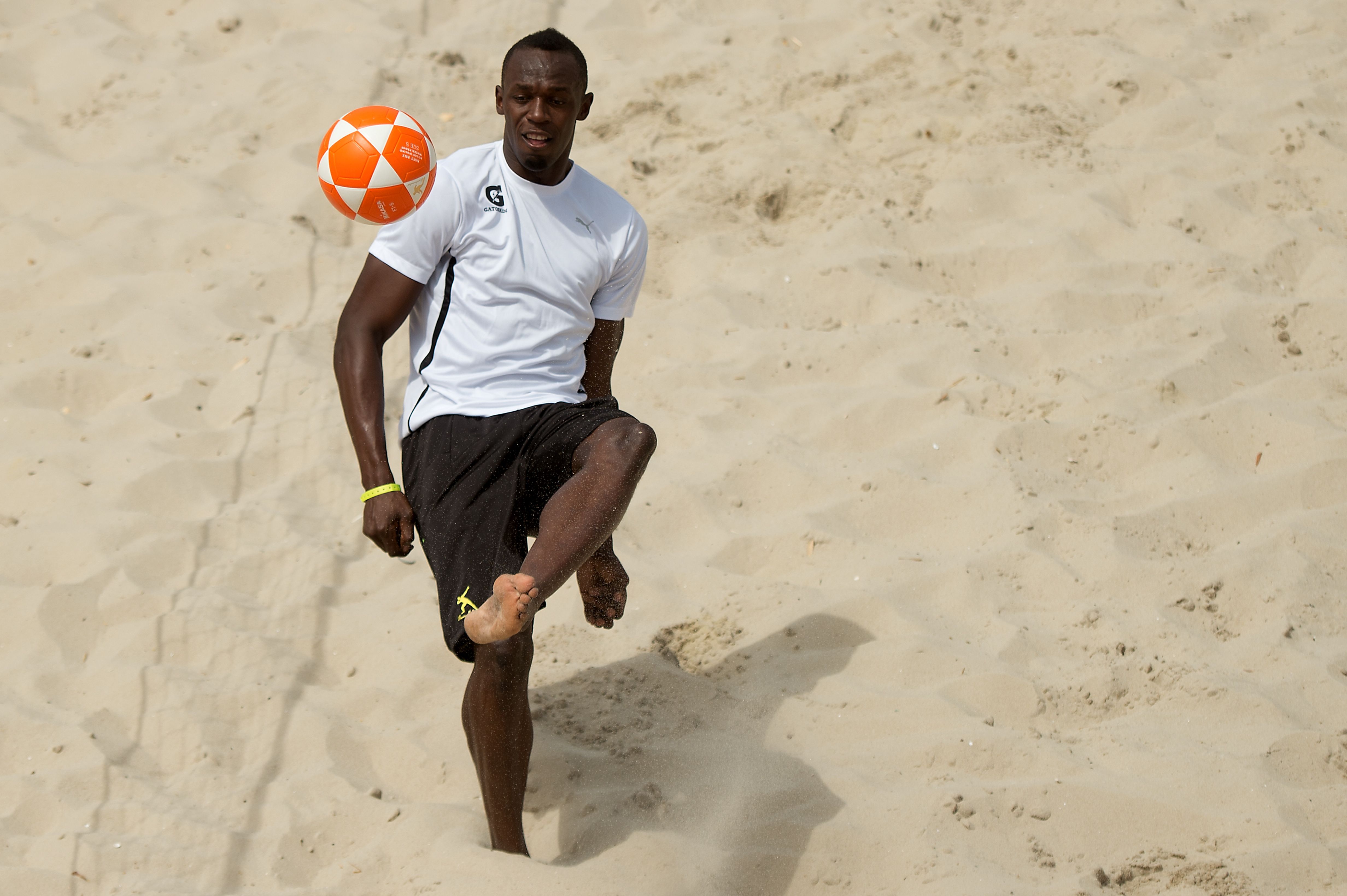 Usain Bolt Copacabana beach football