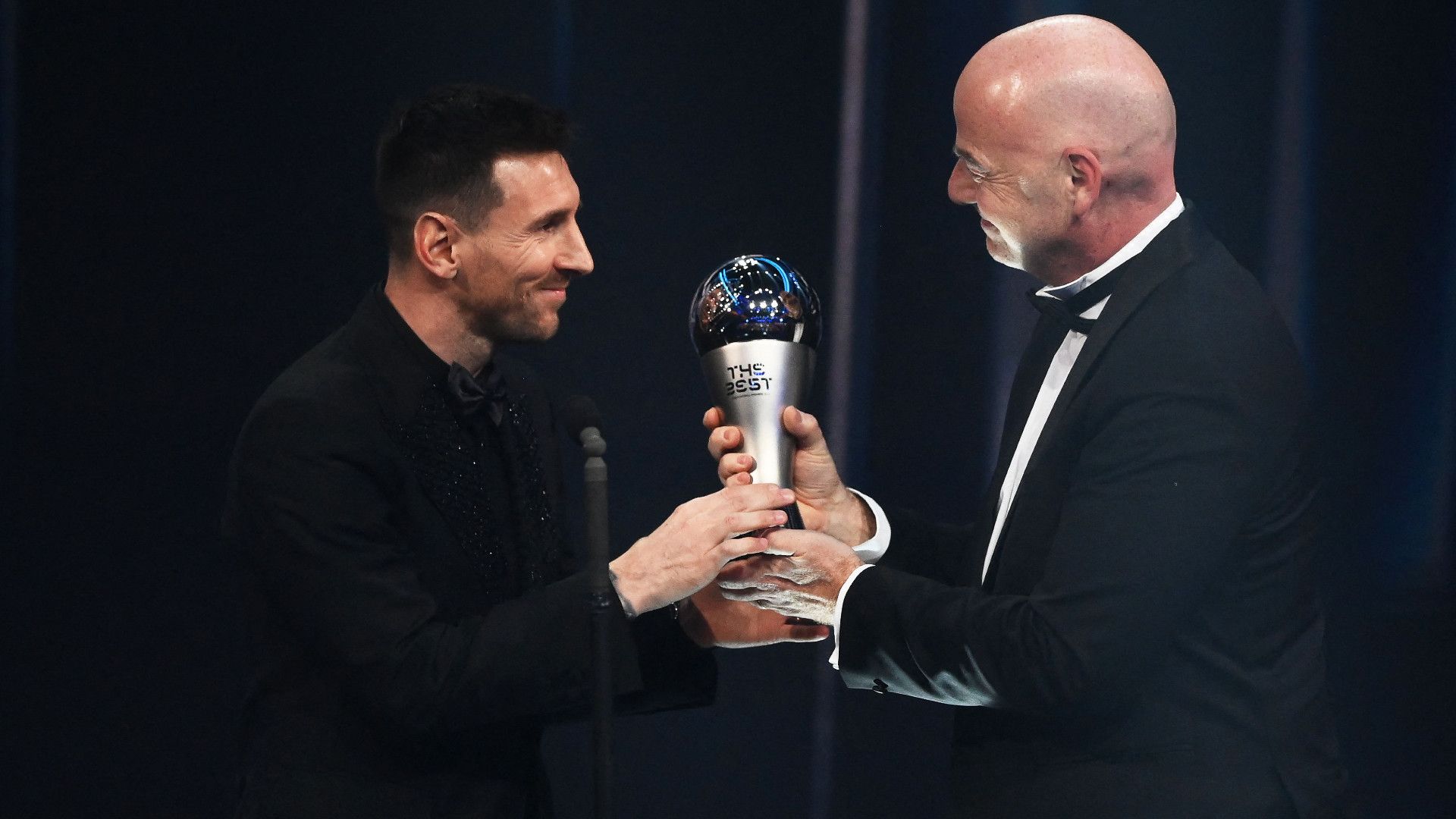 LIONEL MESSI GIANNI INFANTINO