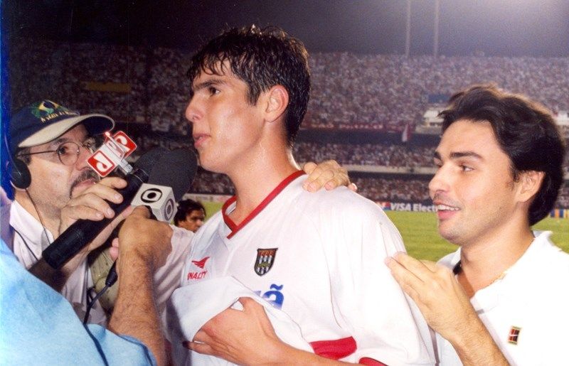 Kaká brilhou pelo São Paulo no Rio-São Paulo de 2001