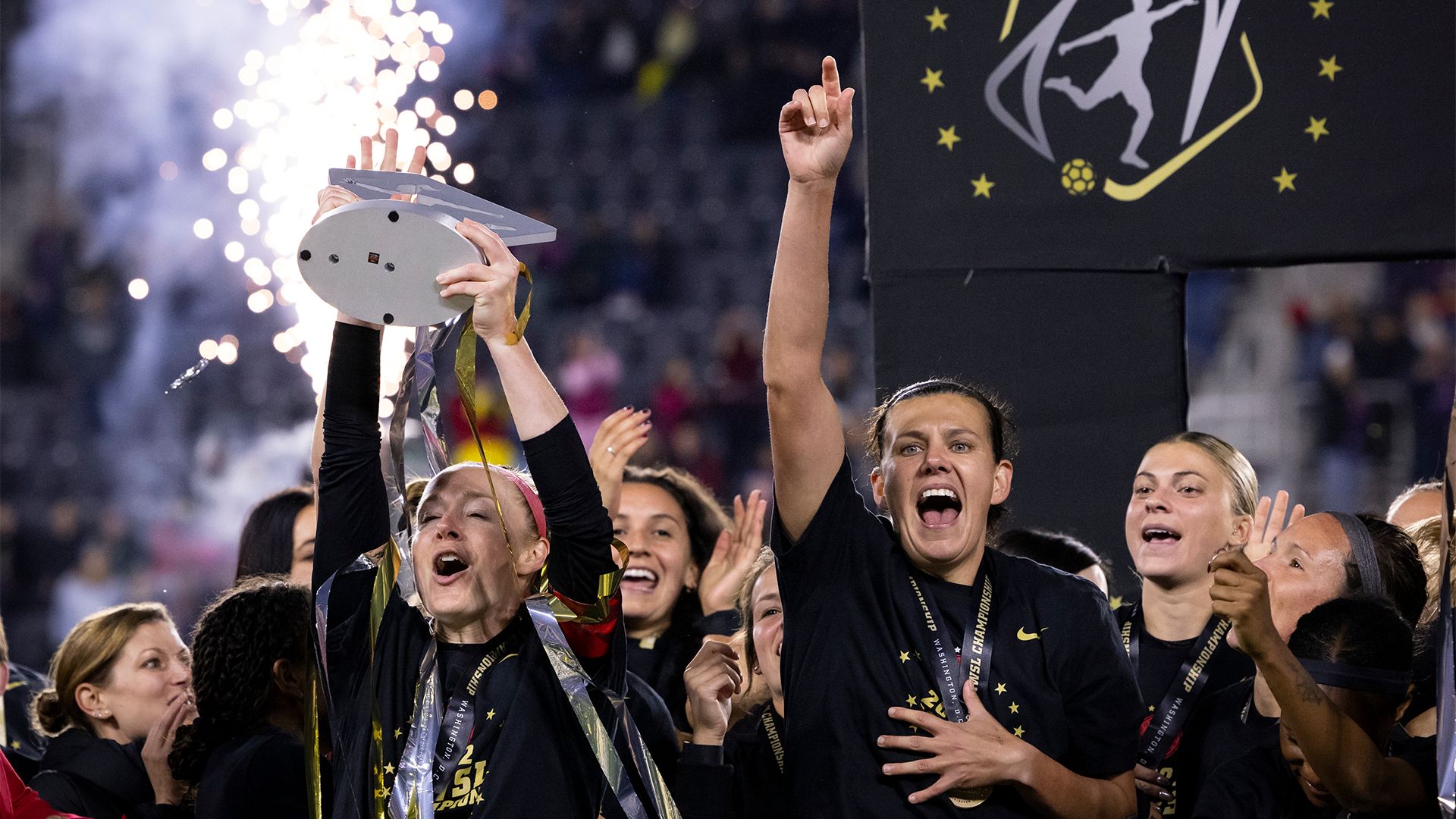 Portland Thorns celebrate NWSL title 2022