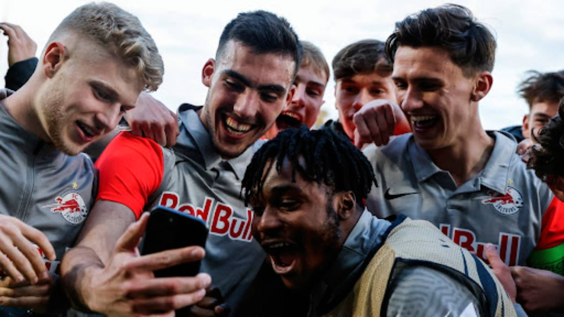rb-salzburg-youth-league-benfica-25042022