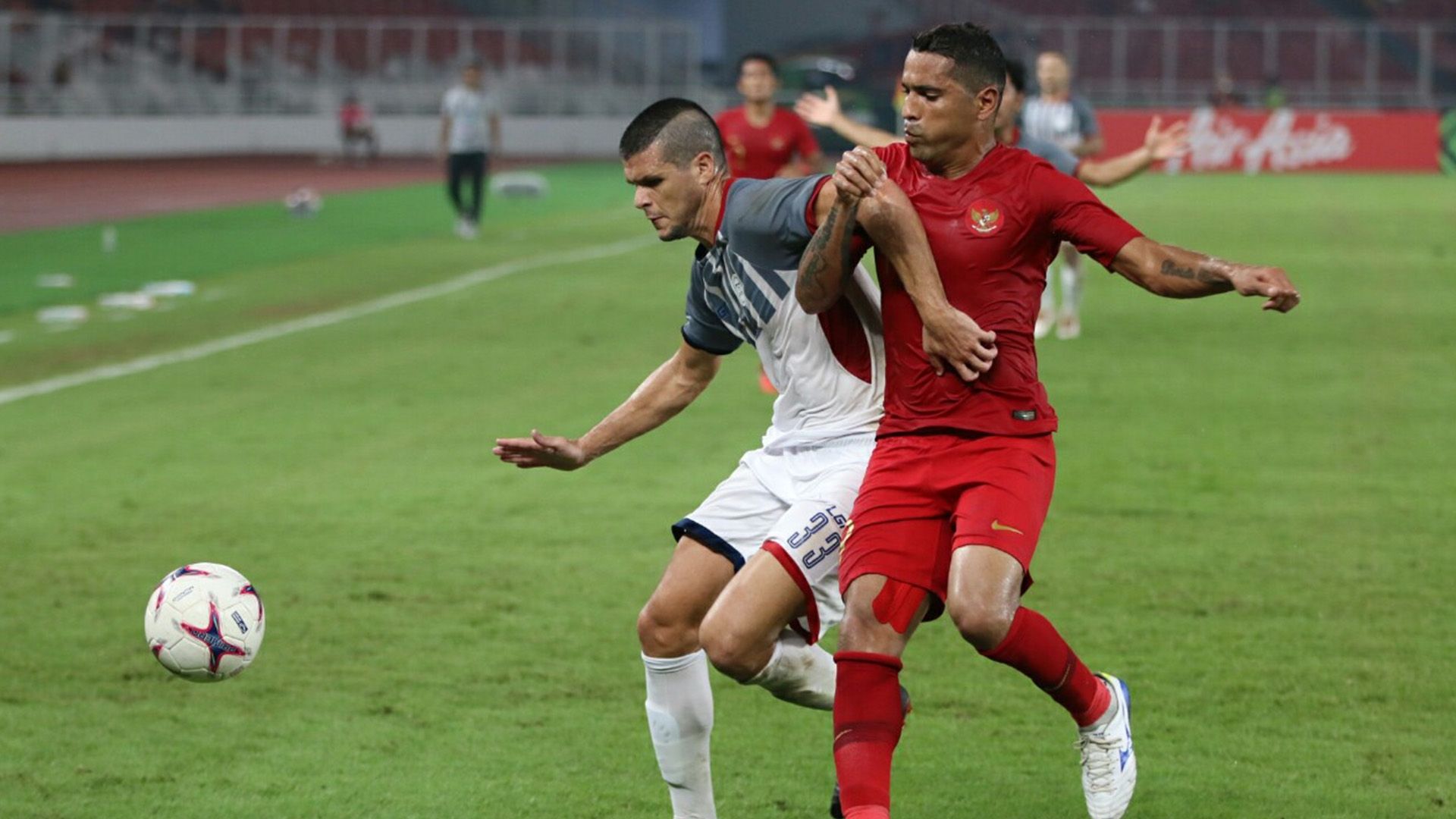 Alberto Goncalves & Alvaro Linares Silva - Indonesia & Filipina