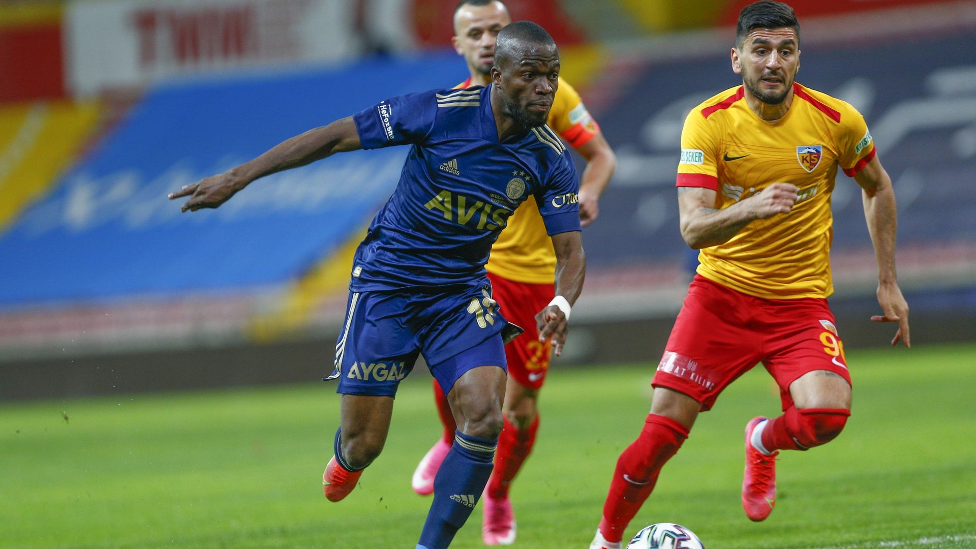 Enner Valencia, Fenerbahçe-Galatasaray