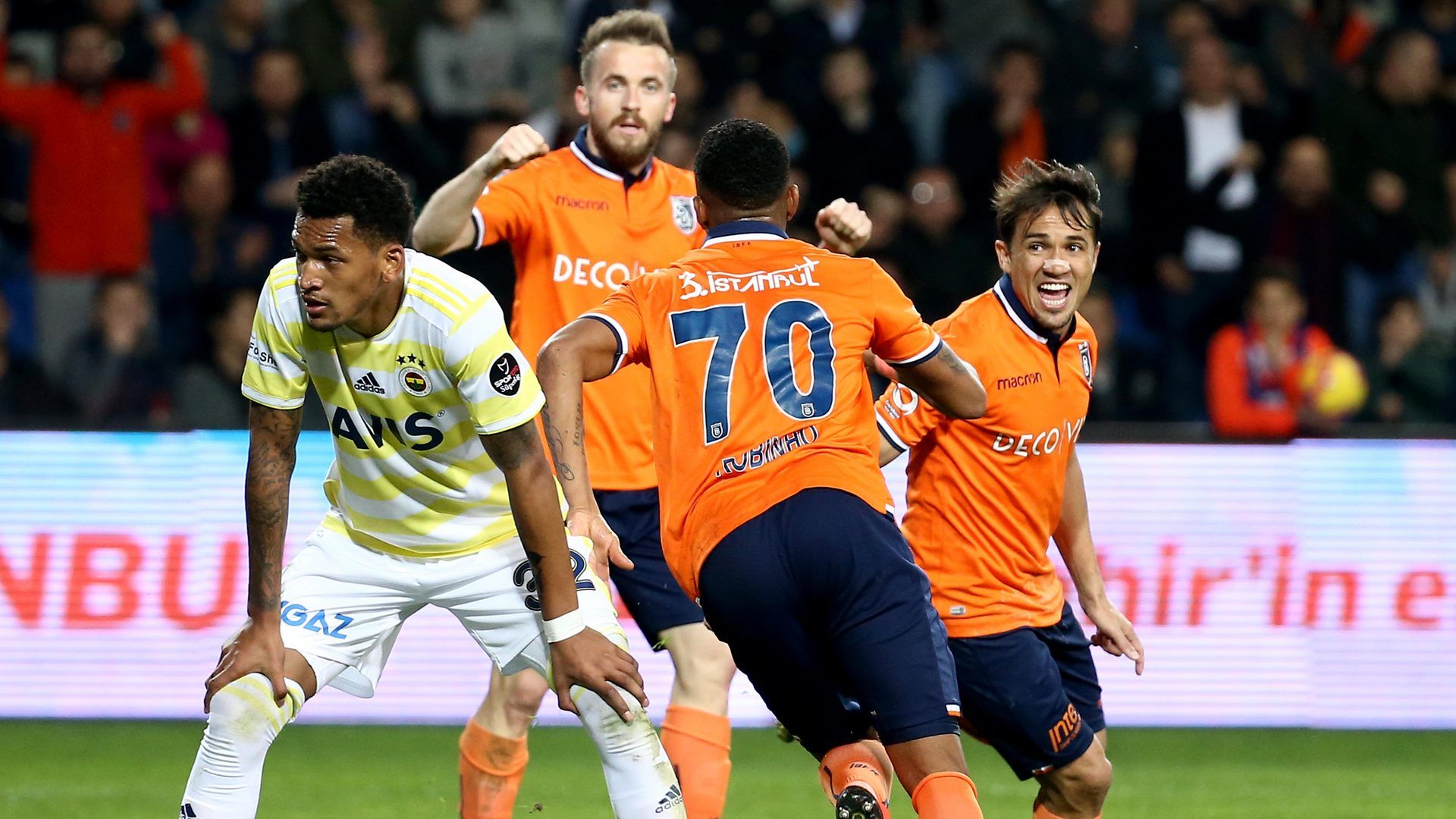 Basaksehir Fenerbahce STSL 03092019