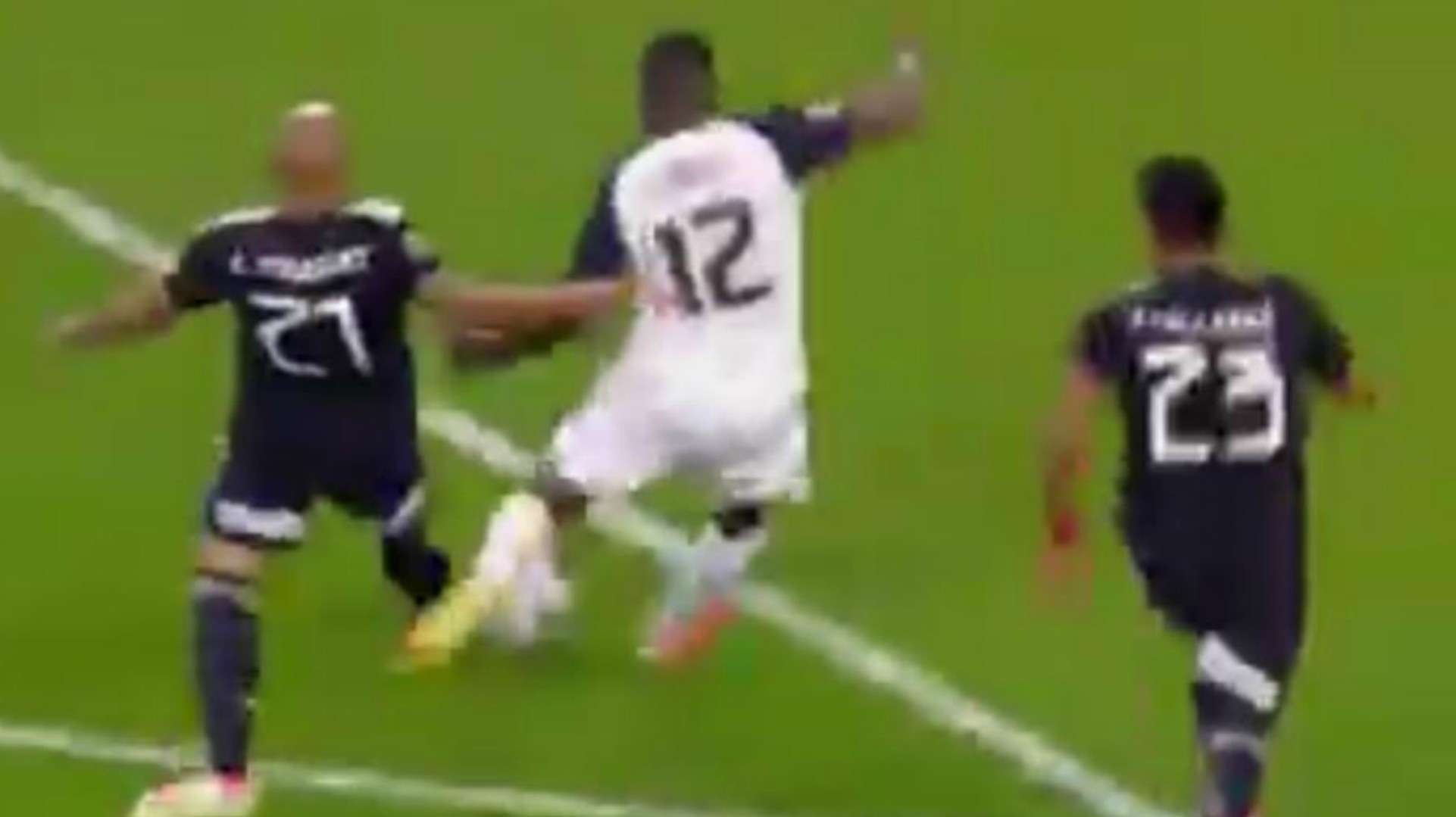 México Costa Rica penal