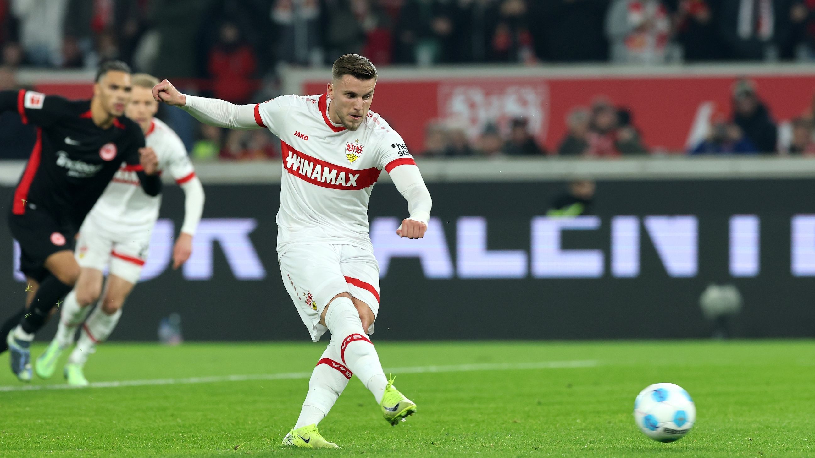 Ermedin Demirovic Stuttgart 2024-25