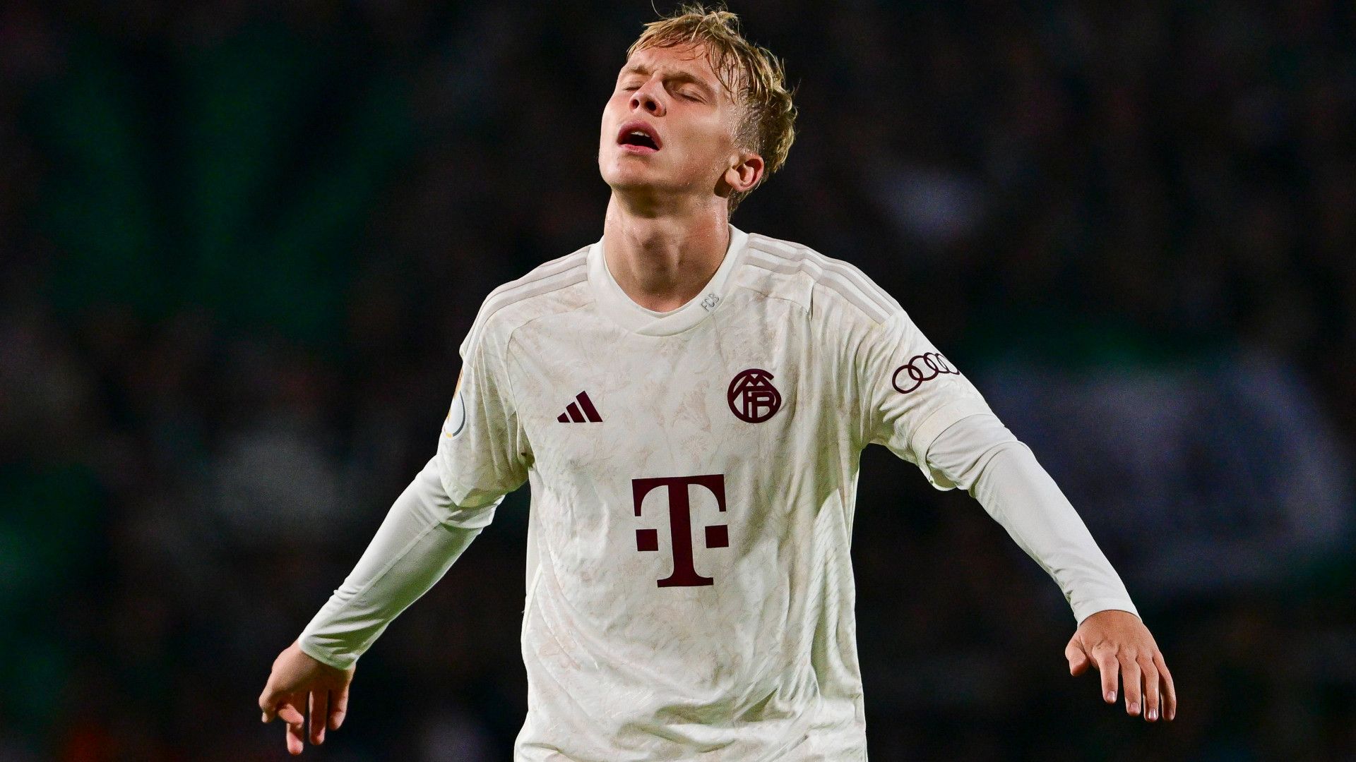 GERMANY ONLY: FRANS KRÄTZIG BAYERN MÜNCHEN