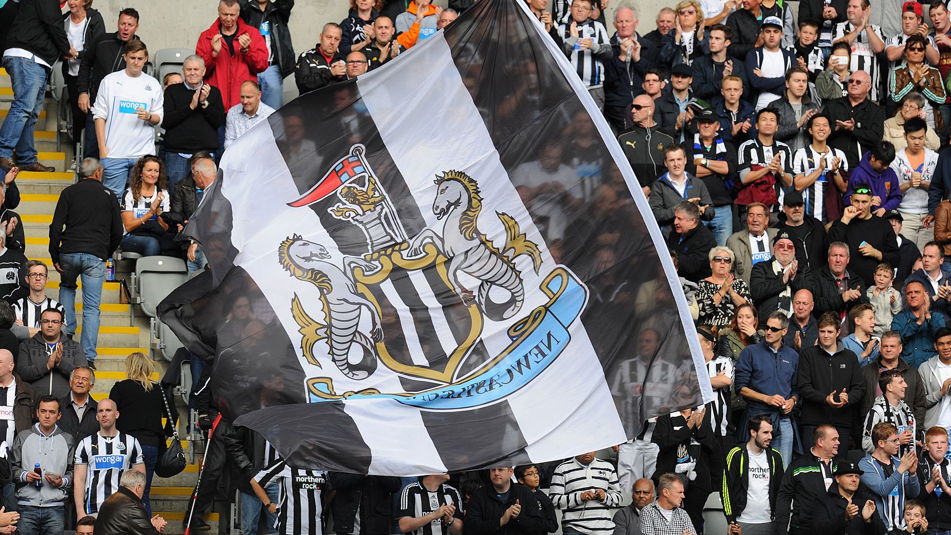 Newcastle Fans 08172014