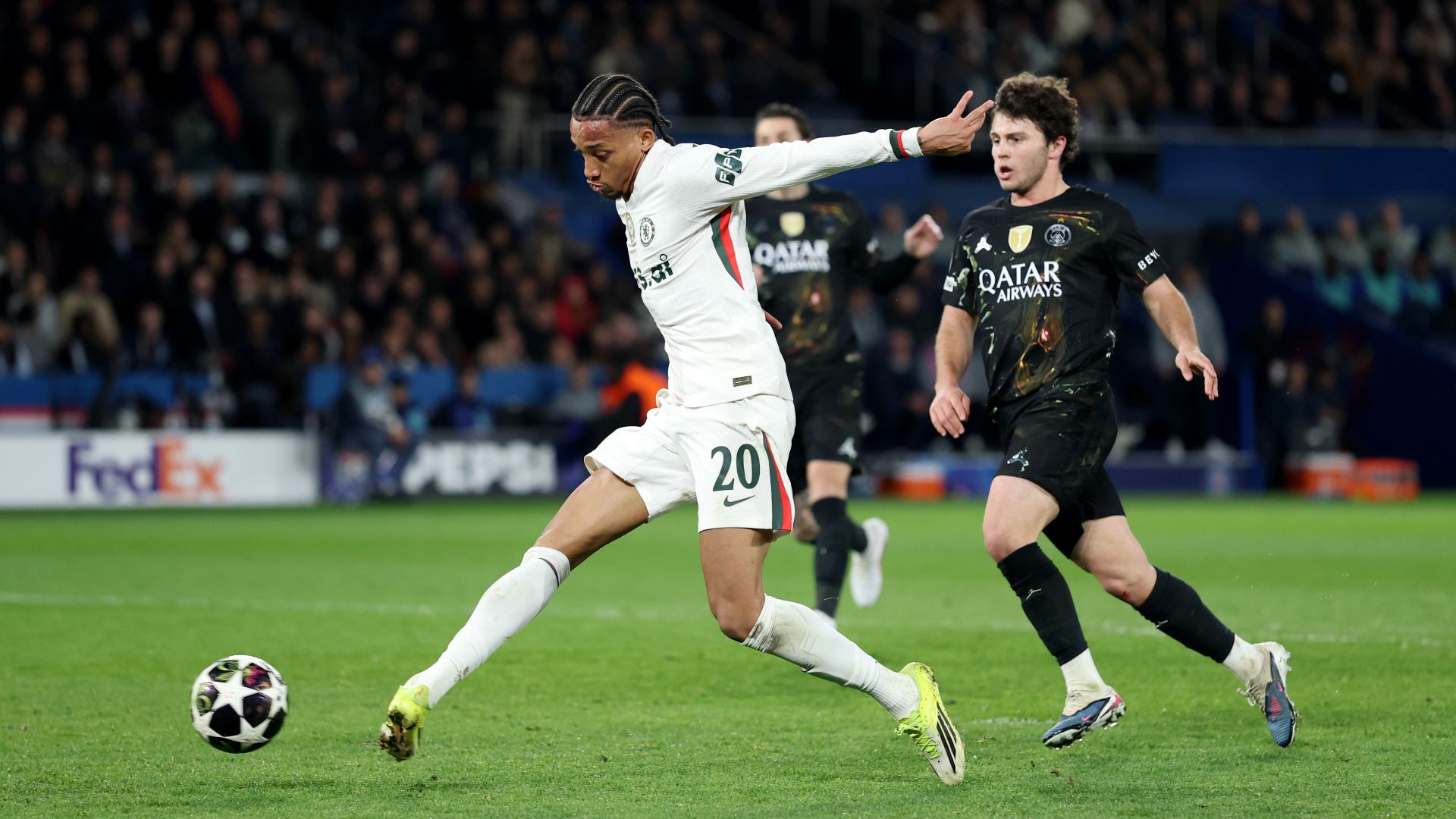 Joao Pedro Joao Neves PSG Chelsea