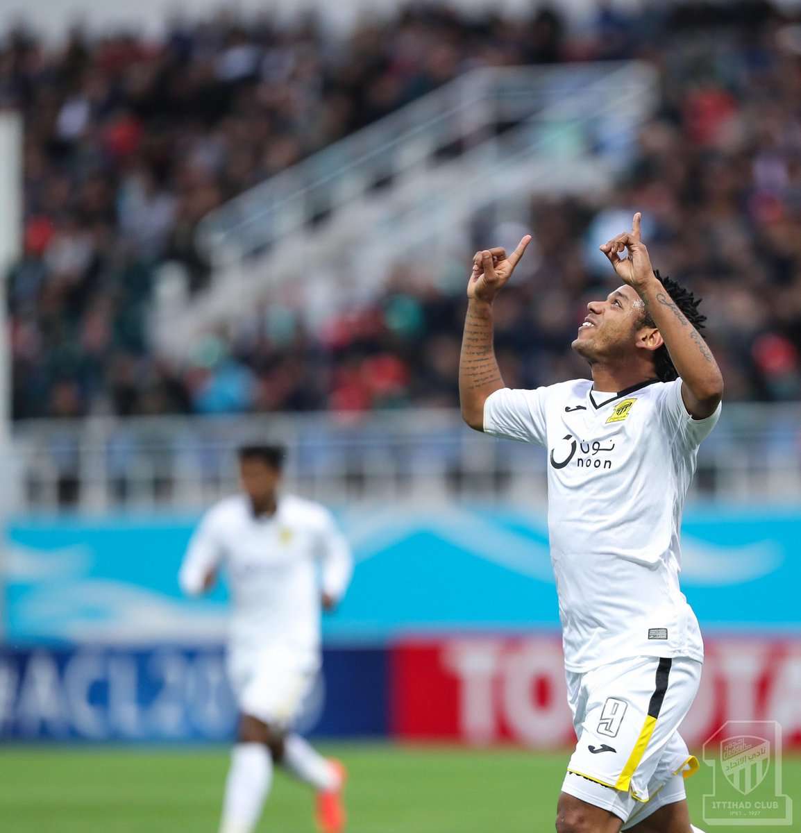 الاتحاد - لوكوموتيف