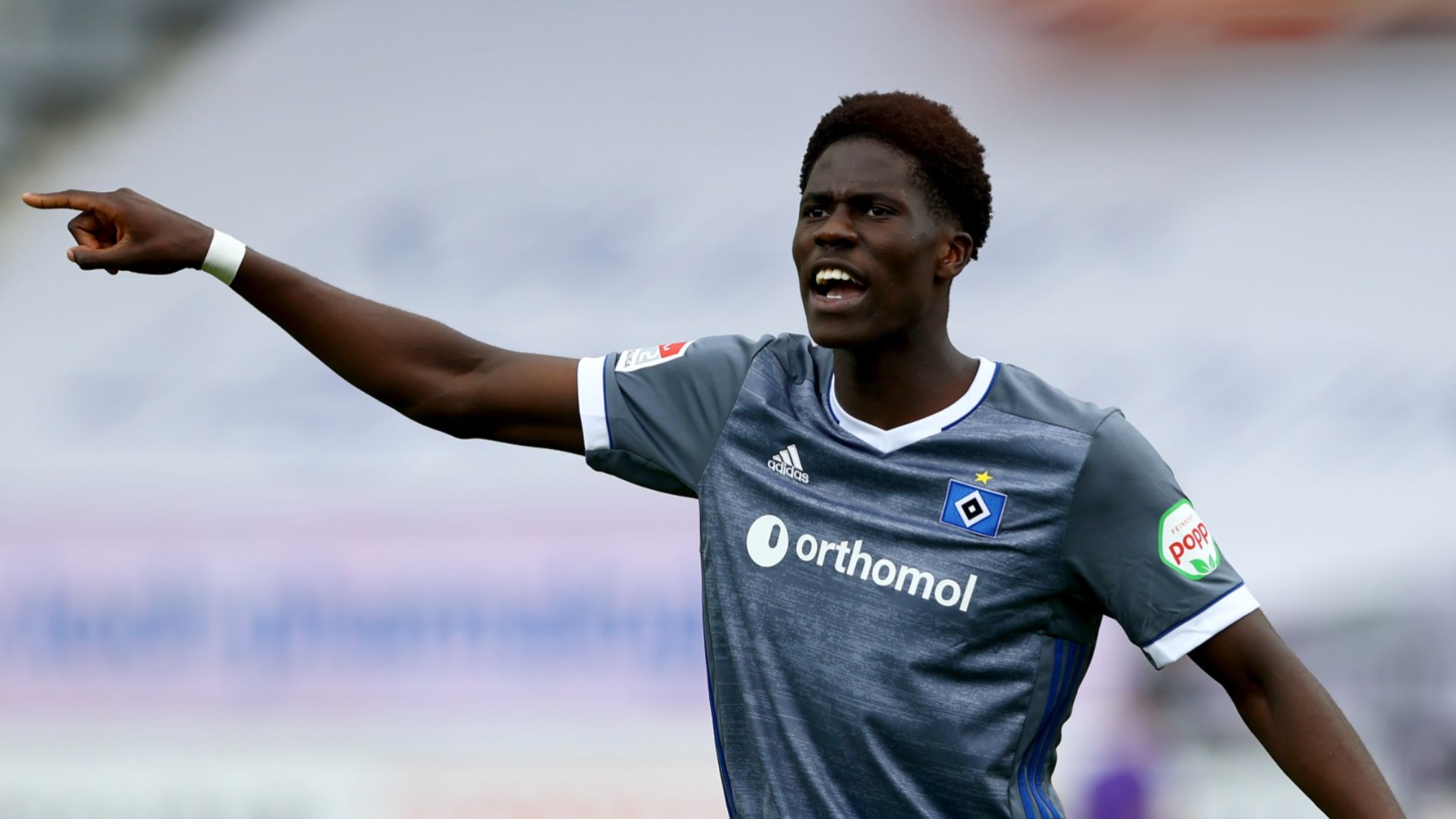 Amadou Onana HSV 2020-21