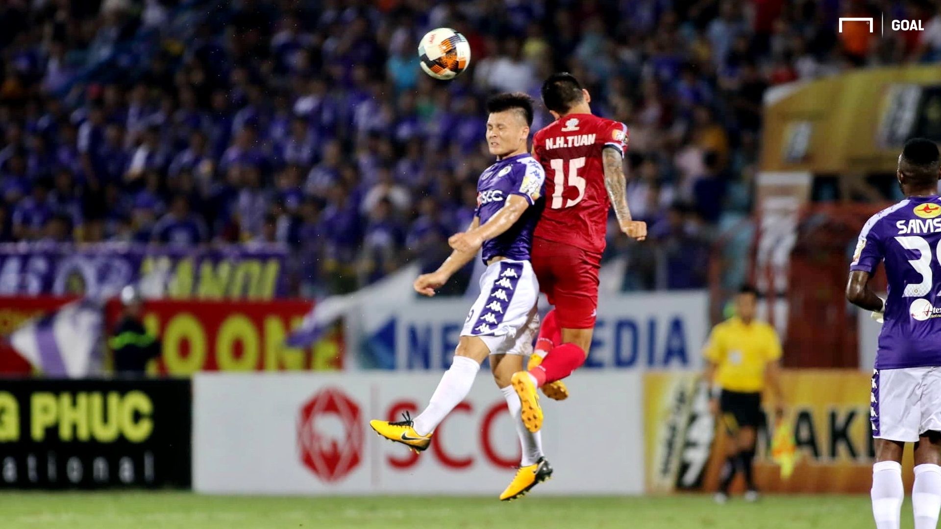 Nguyen Quang Hai Nguyen Huu Tuan Hanoi vs Ho Chi Minh City V.League 2019