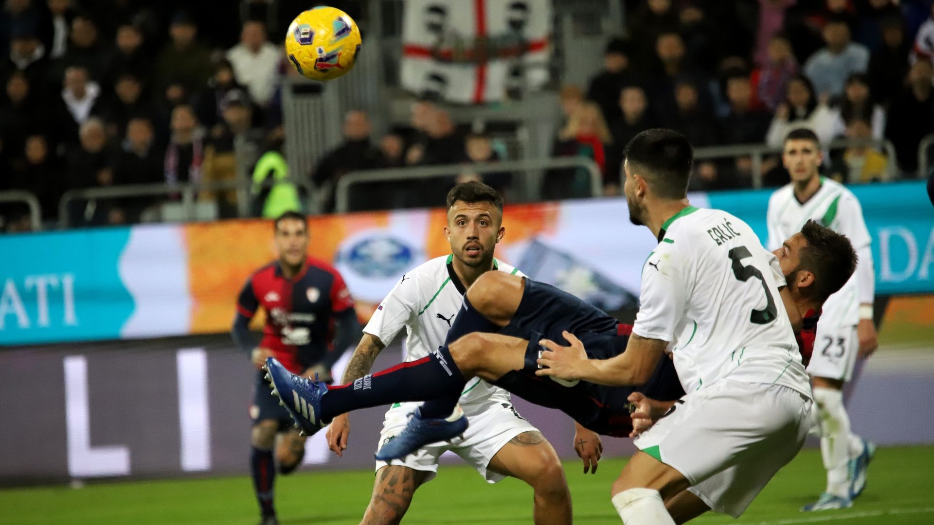 Pavoletti Cagliari Sassuolo