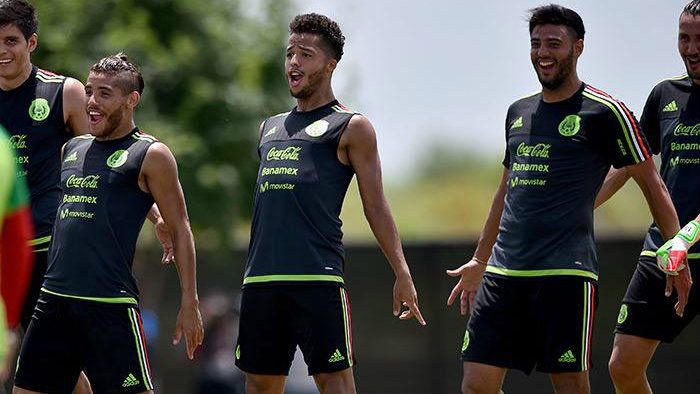 Jonathan dos Santos Giovani dos Santos Carlos Vela 250118