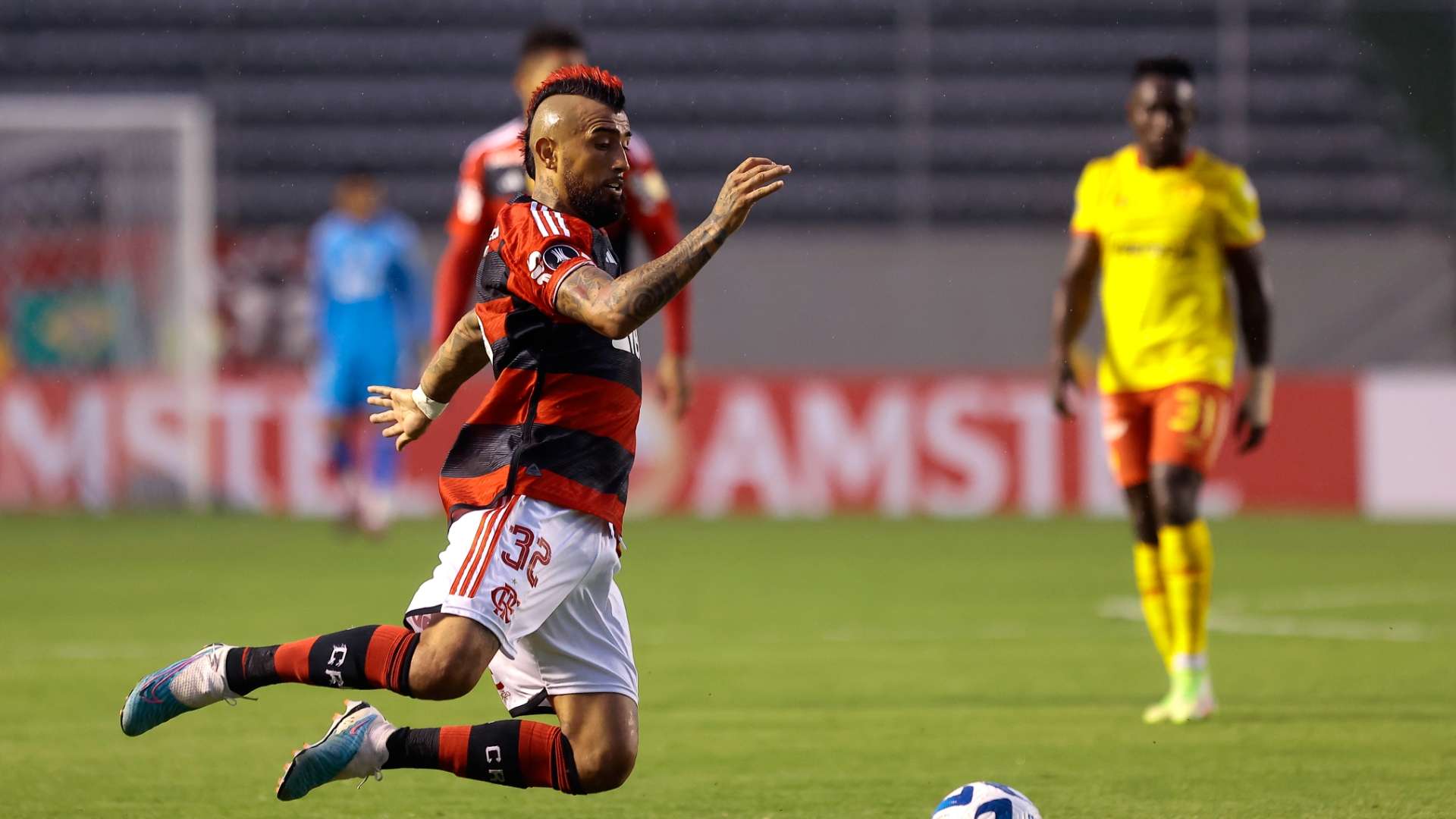 Arturo Vidal Flamengo Aucas