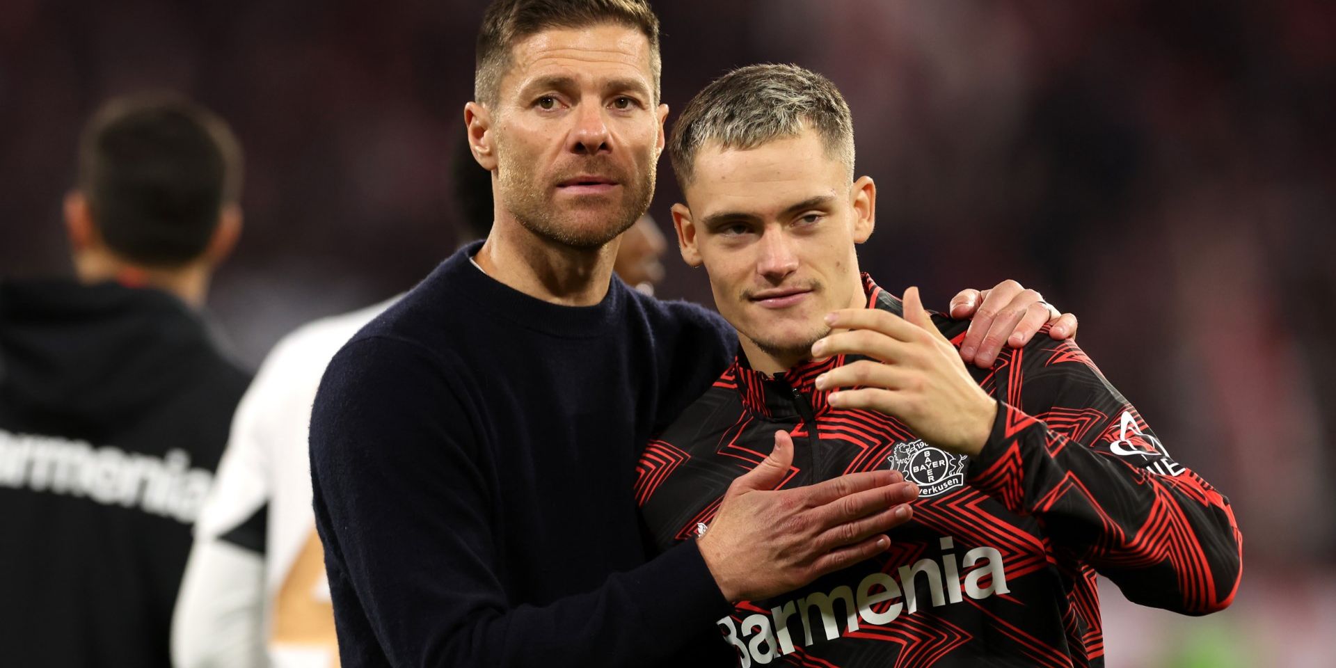 Xabi Alonso Florian Wirtz Bayer Leverkusen 2025