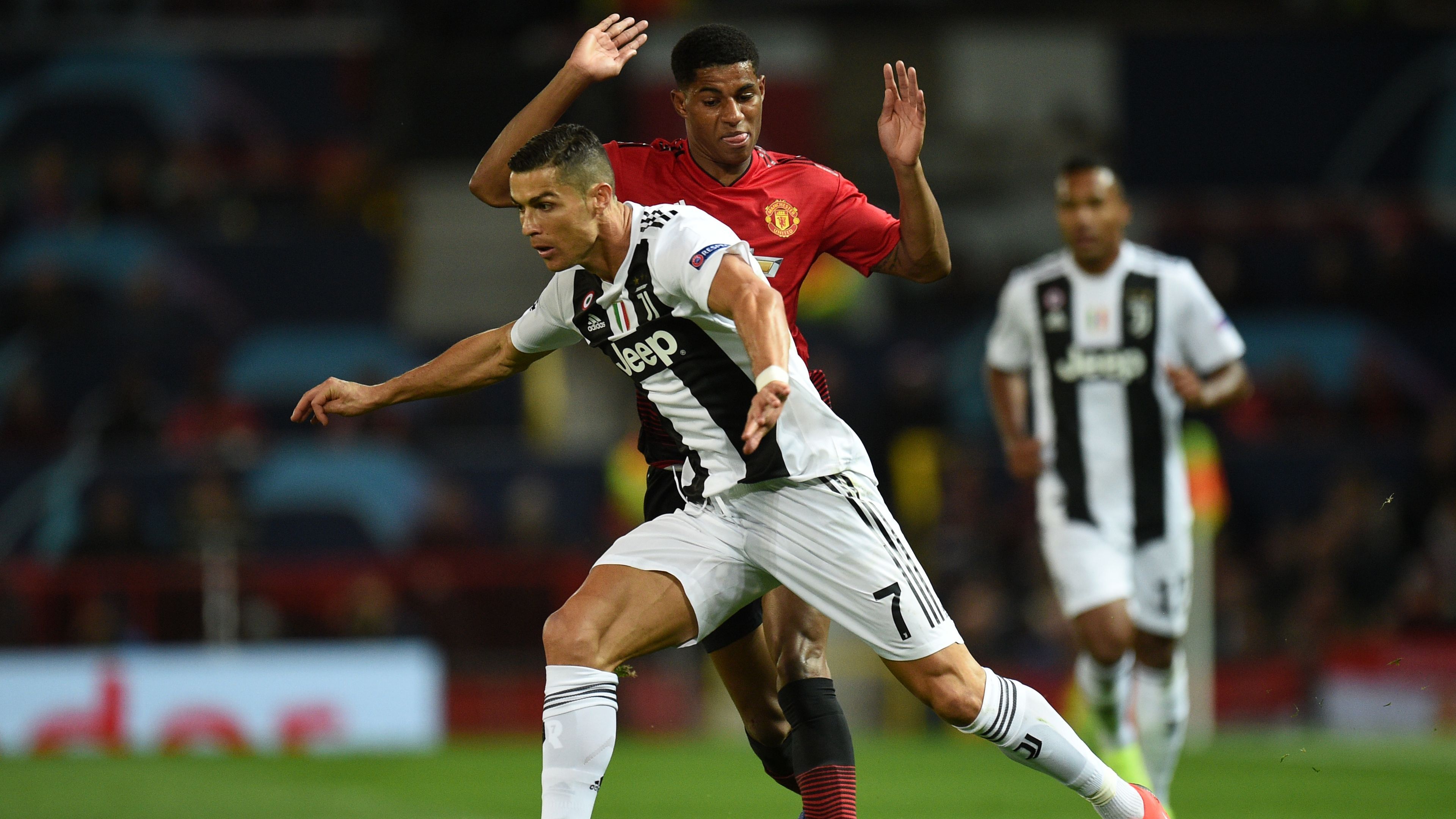 Marcus Rashford/ Cristiano Ronaldo