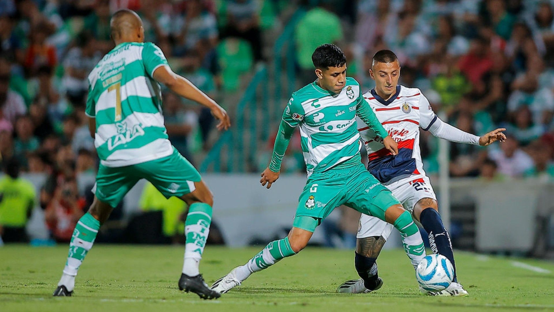 Omar Campos Roberto Alvarado Santos Chivas Apertura 2023