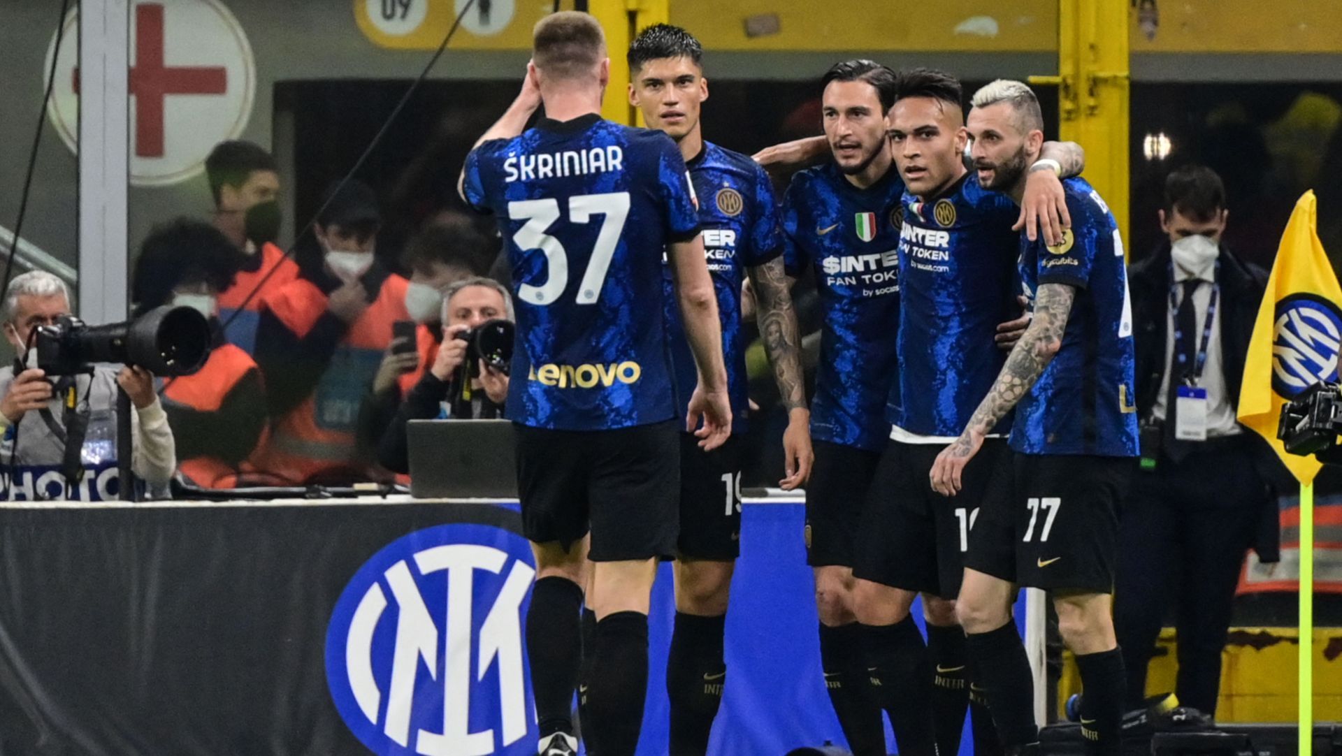 Inter Milan celebrating Tim Cup 2021 2022