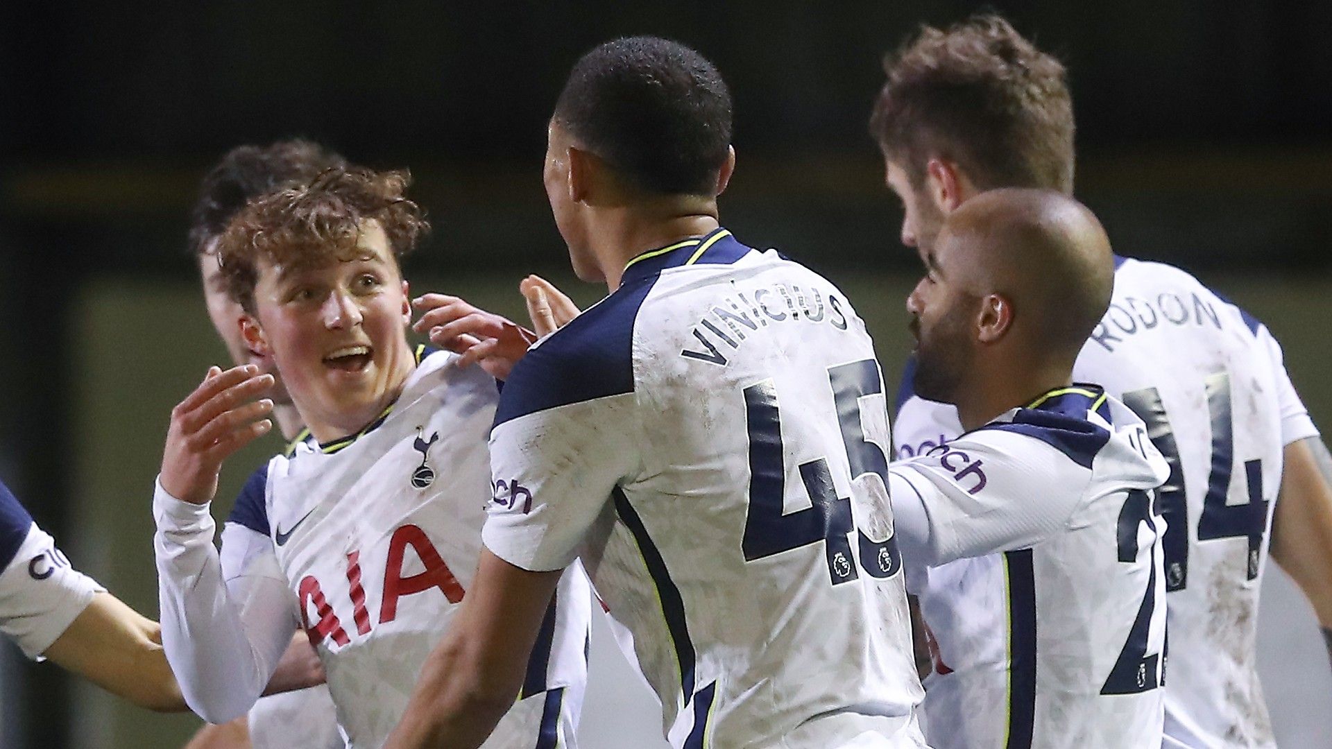 Alfie Devine Tottenham 2021