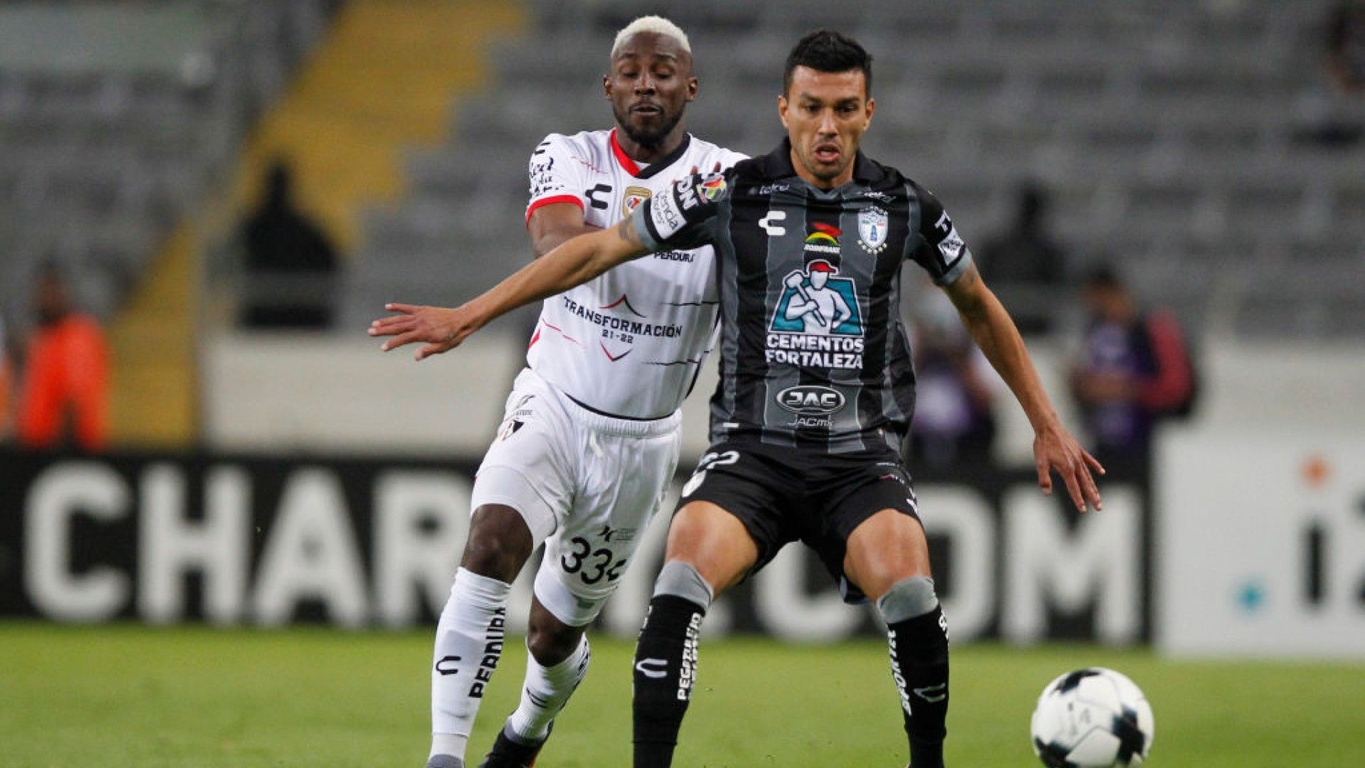 Luis Chávez Julián Quiñones Atlas Pachuca Clausura 2022