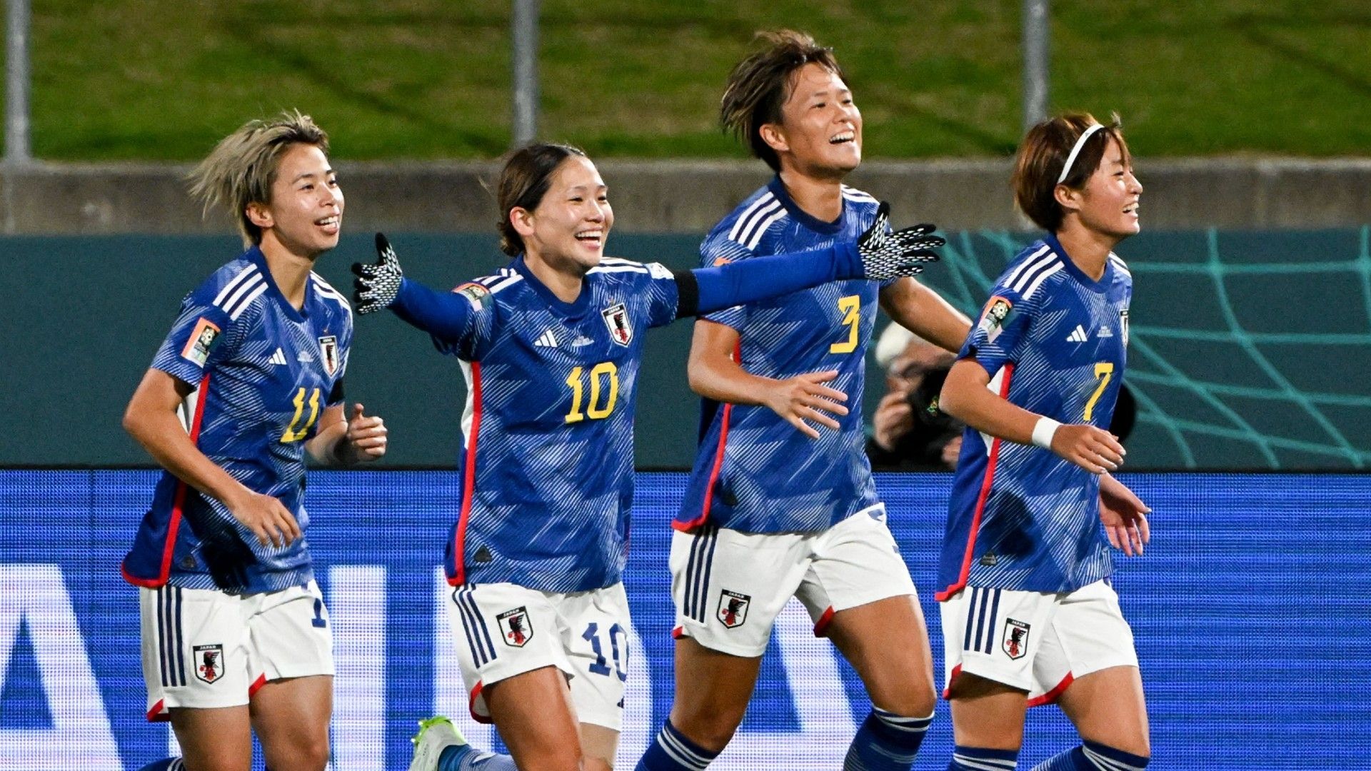 nadeshiko japan-mina tanaka-hinata miyazawa-fuka nagano-moeka minami