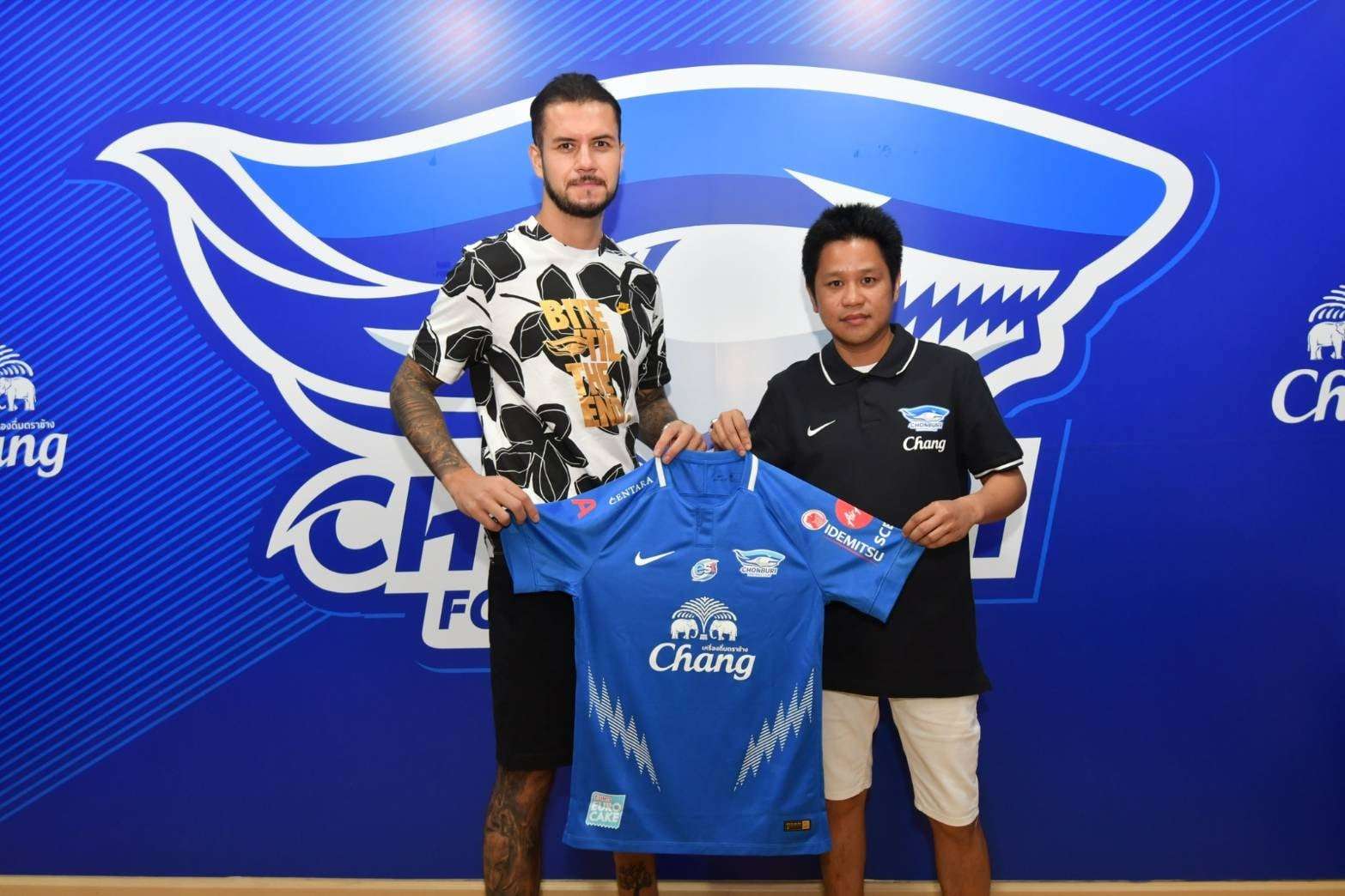 จูเนียร์ เอลด์สตอล