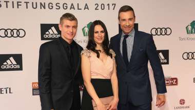 ONLY GERMANY Toni Kroos Jessica Kroos Kai Pflaume