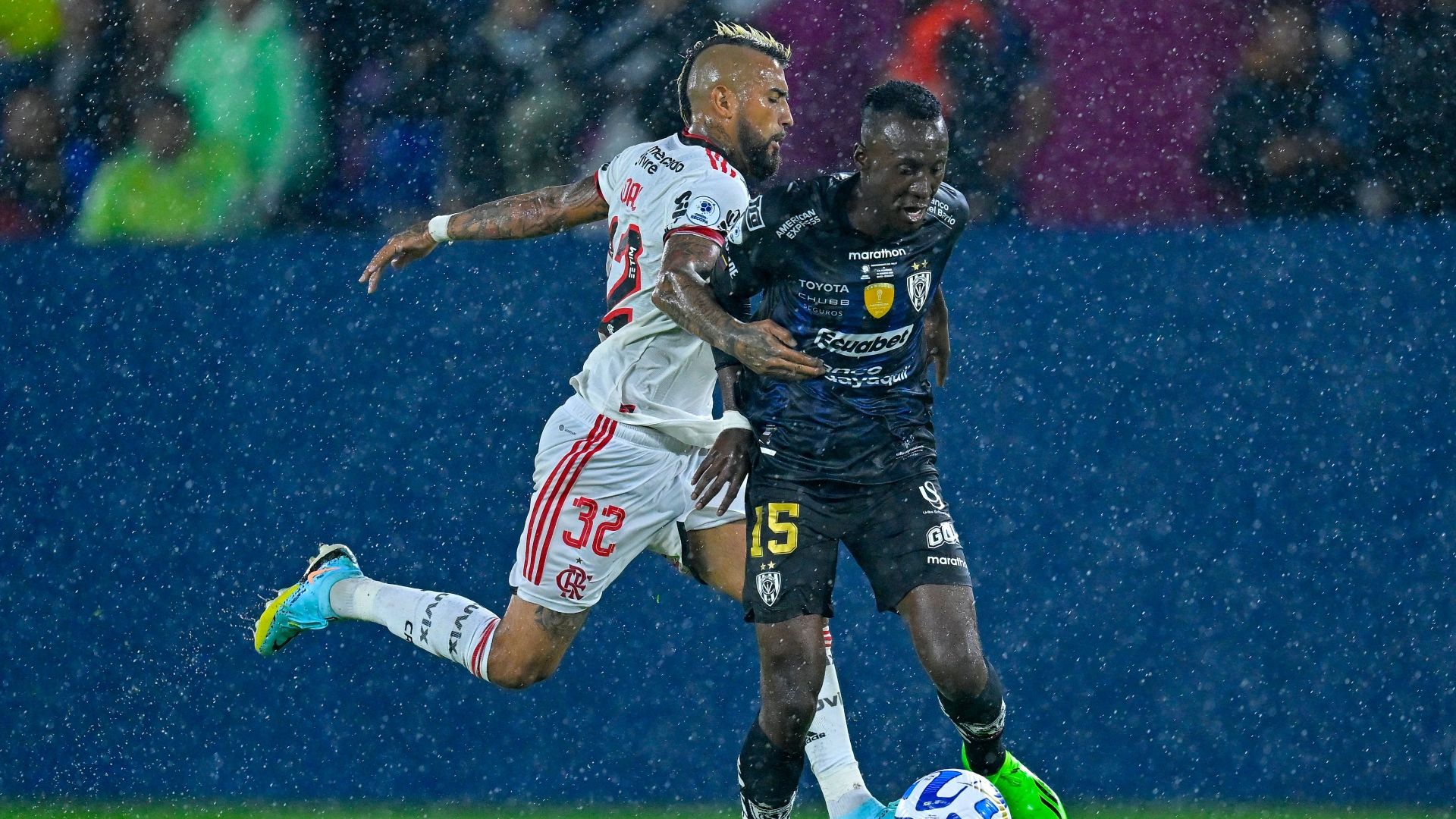 Arturo Vidal Flamengo Independiente del Valle