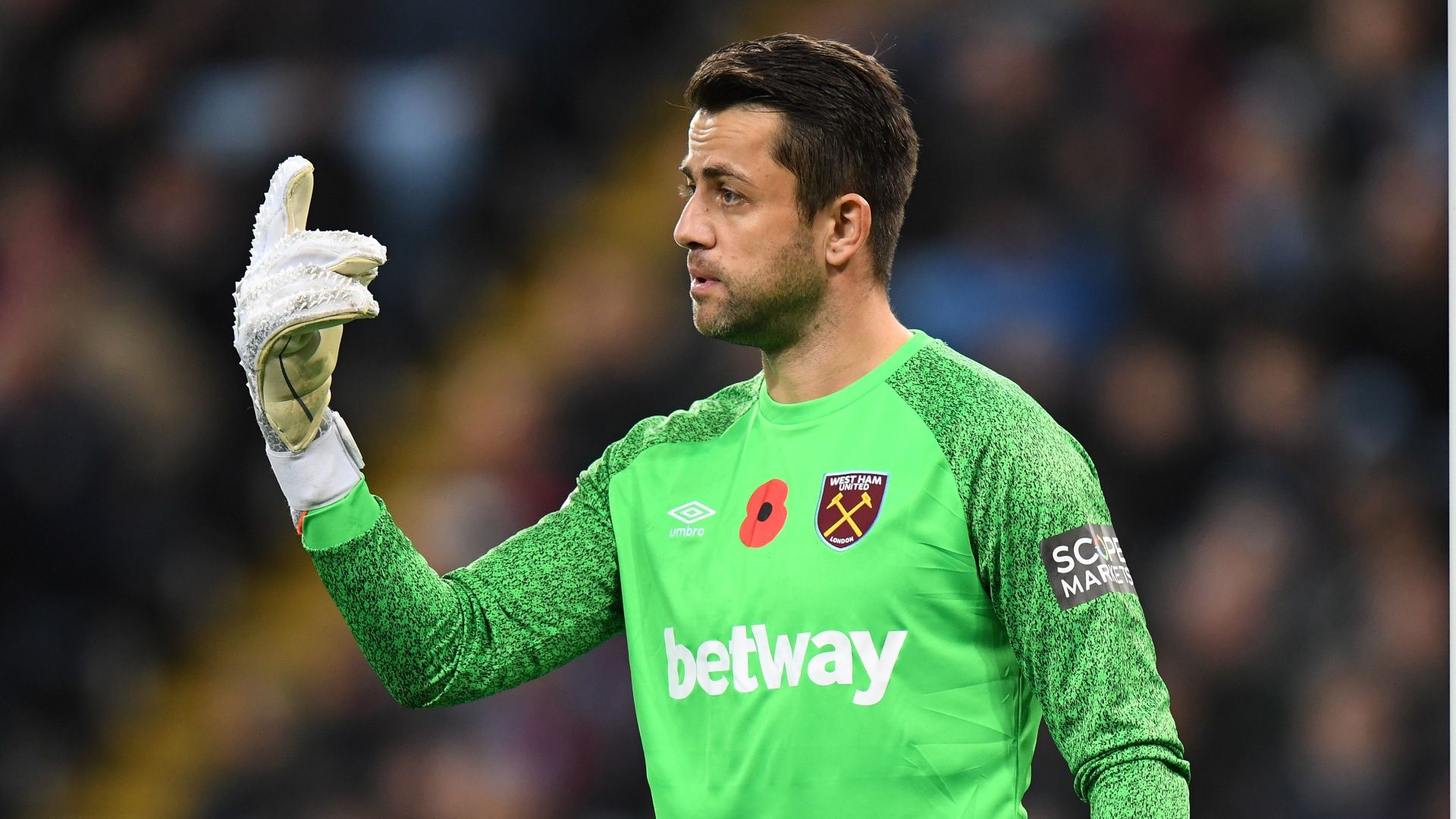 Lukasz Fabianski - West Ham United 2021/22