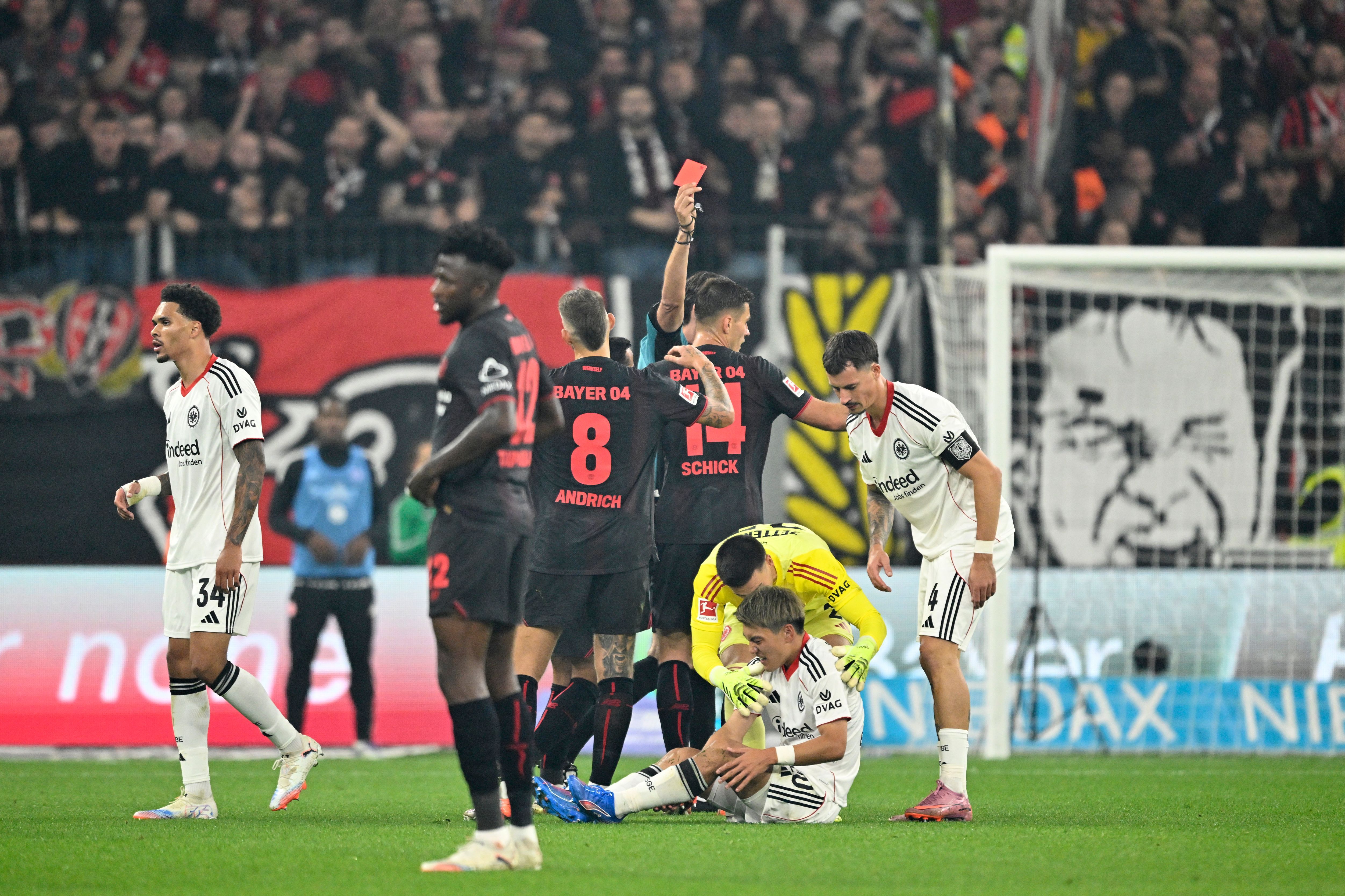 Robert Andrich Bayer Leverkusen