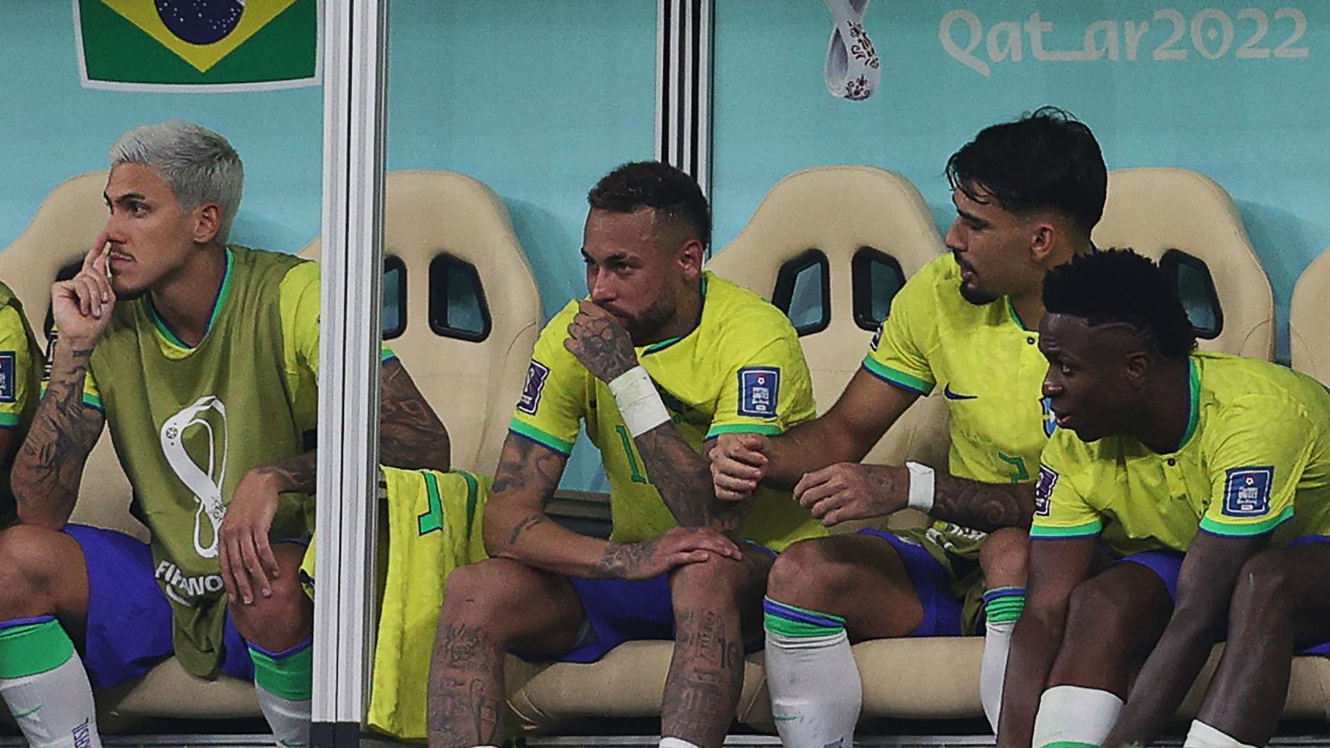 Neymar Brazil bench 2022