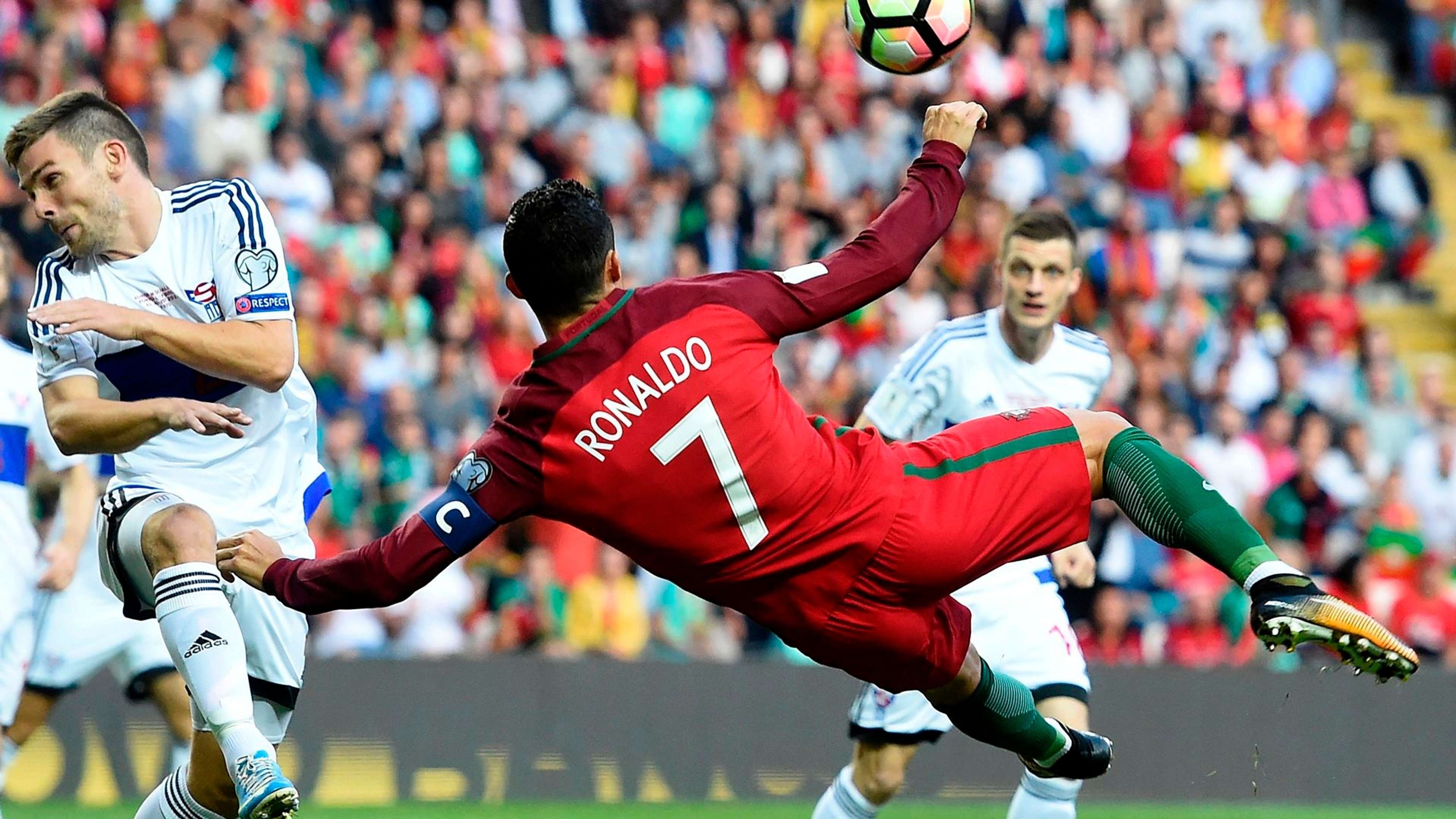 Cristiano Ronaldo Portugal Faroe Islands WC Qualification 08312017