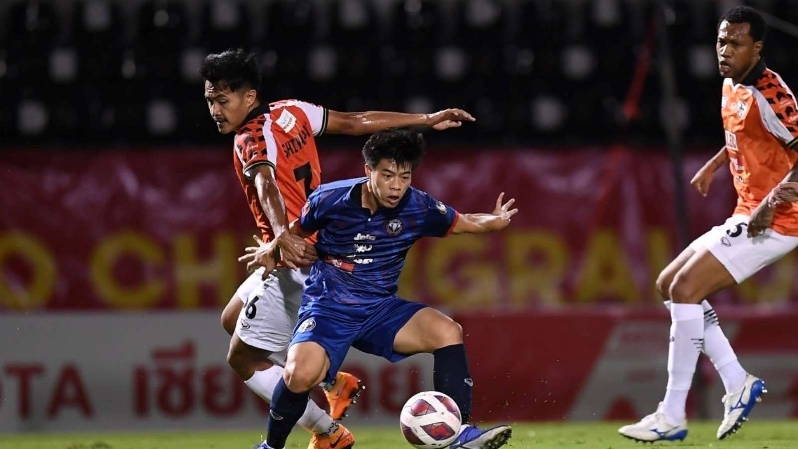 ลีโอ เชียงราย - เช่ียงใหม่