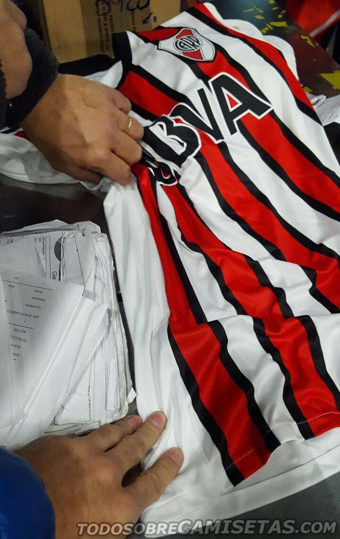 Nueva camiseta River 21042017