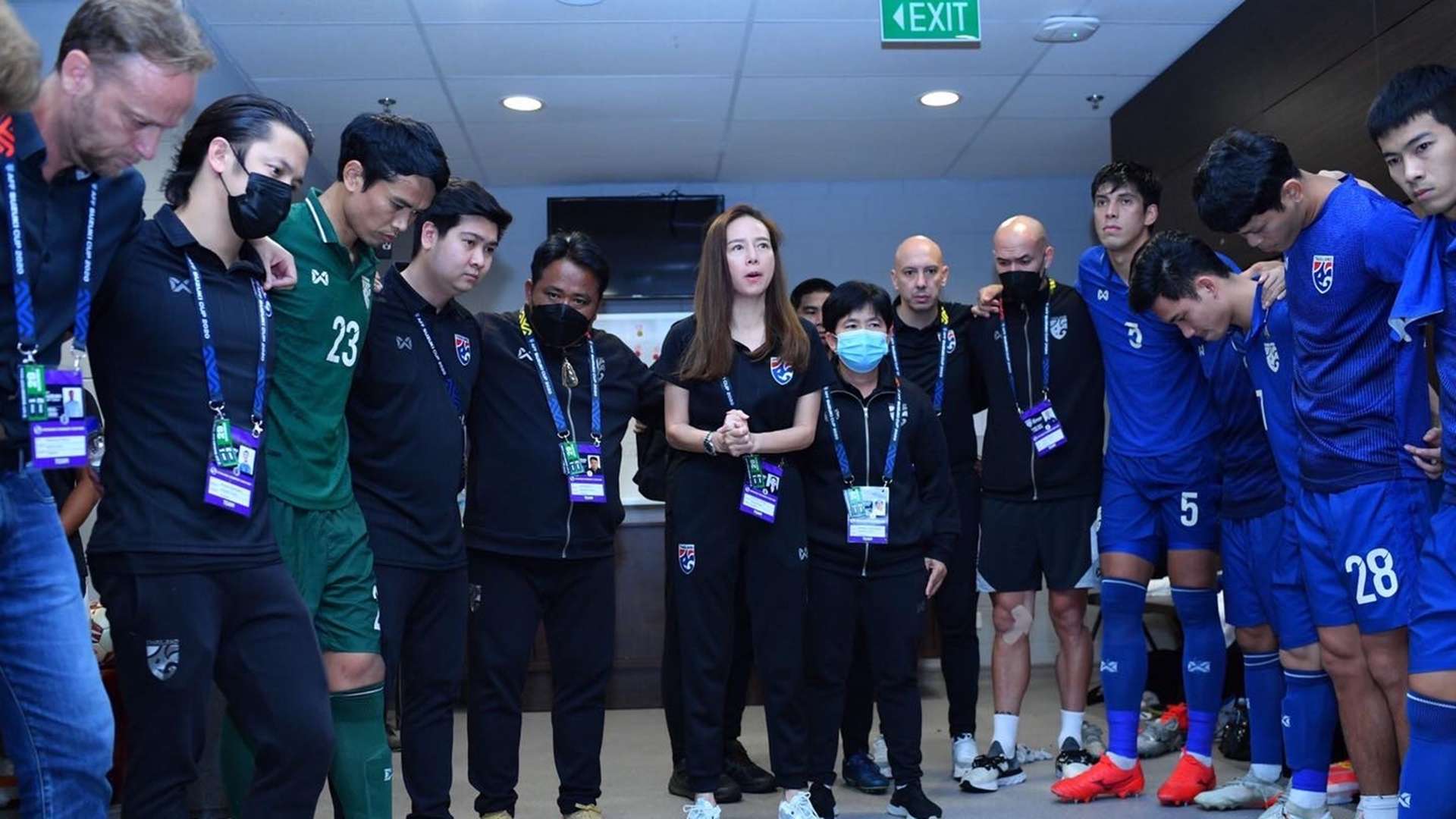 นวลพรรณ ล่ำซำ