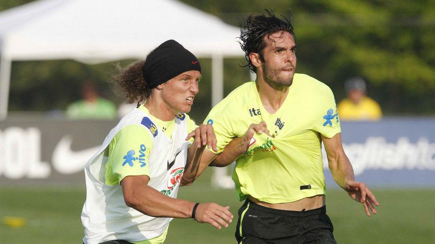 David Luiz Kaka Brasil treino 02092015