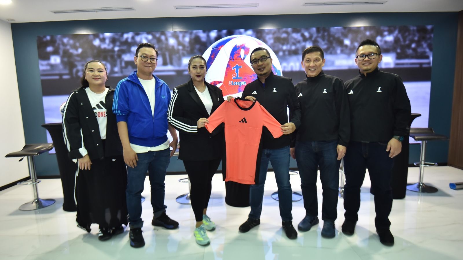 I League x adidas