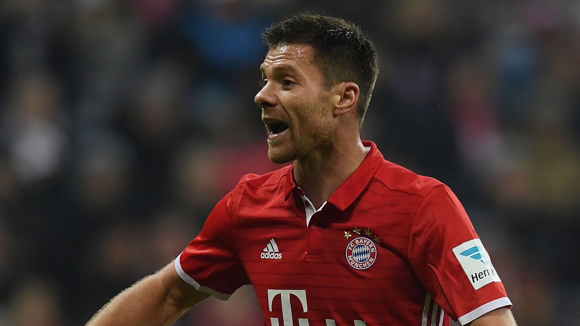 Xabi Alonso 11262016
