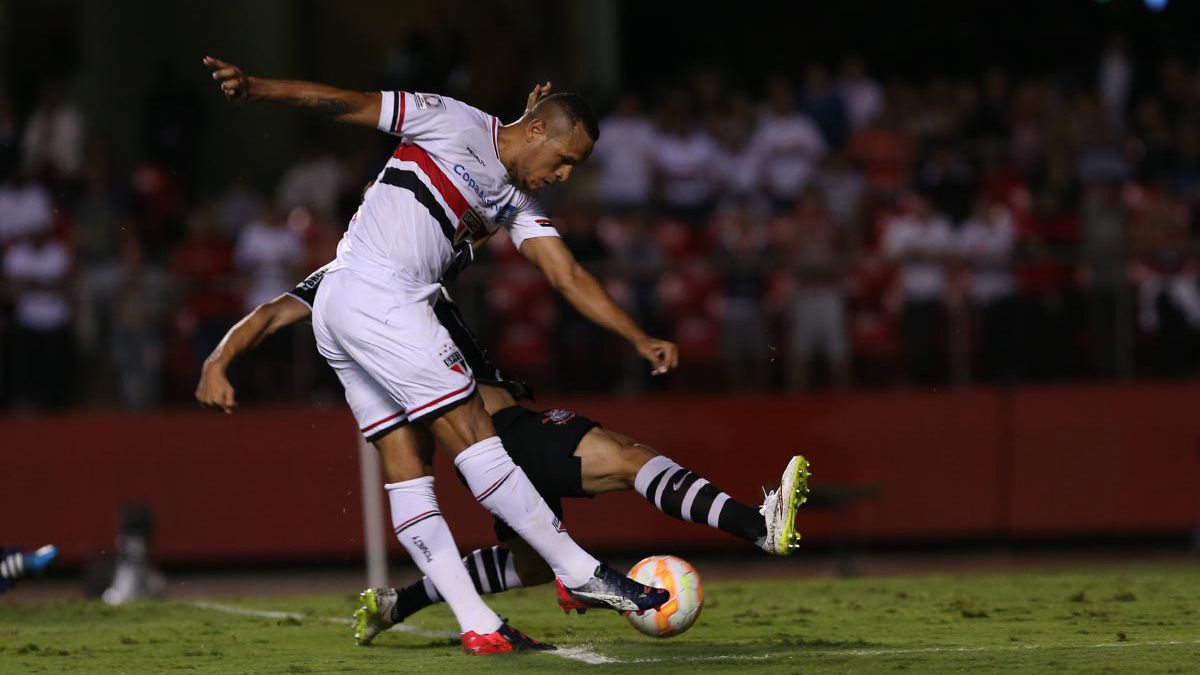 Luis Fabiano São Paulo Corinthians Libertadores 22042015