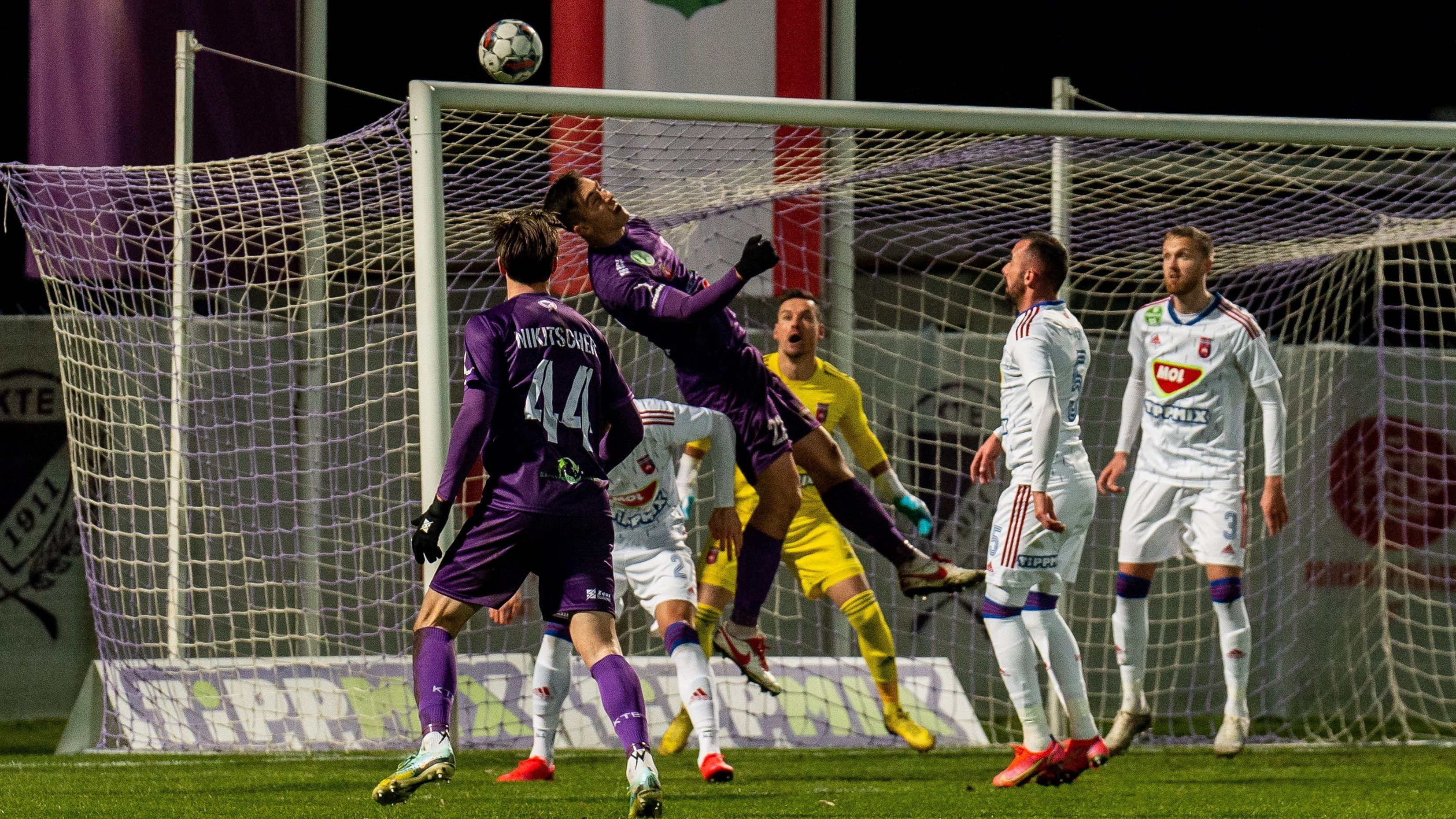 Kecskemét v MOL Fehérvár