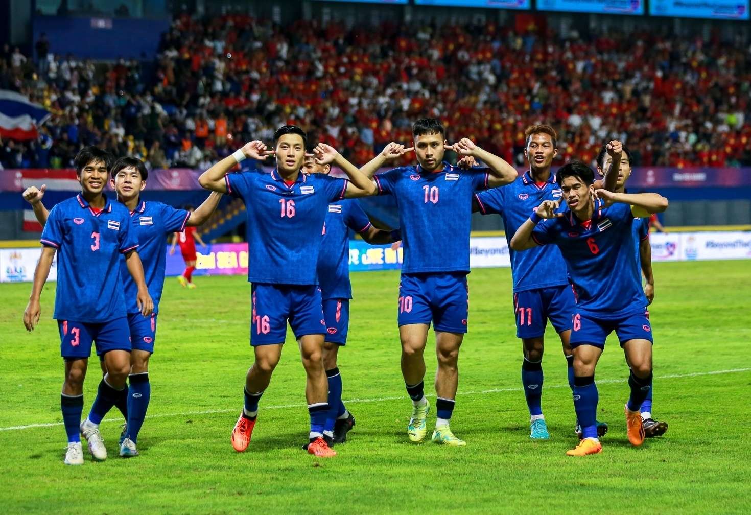 ทีมชาติไทย