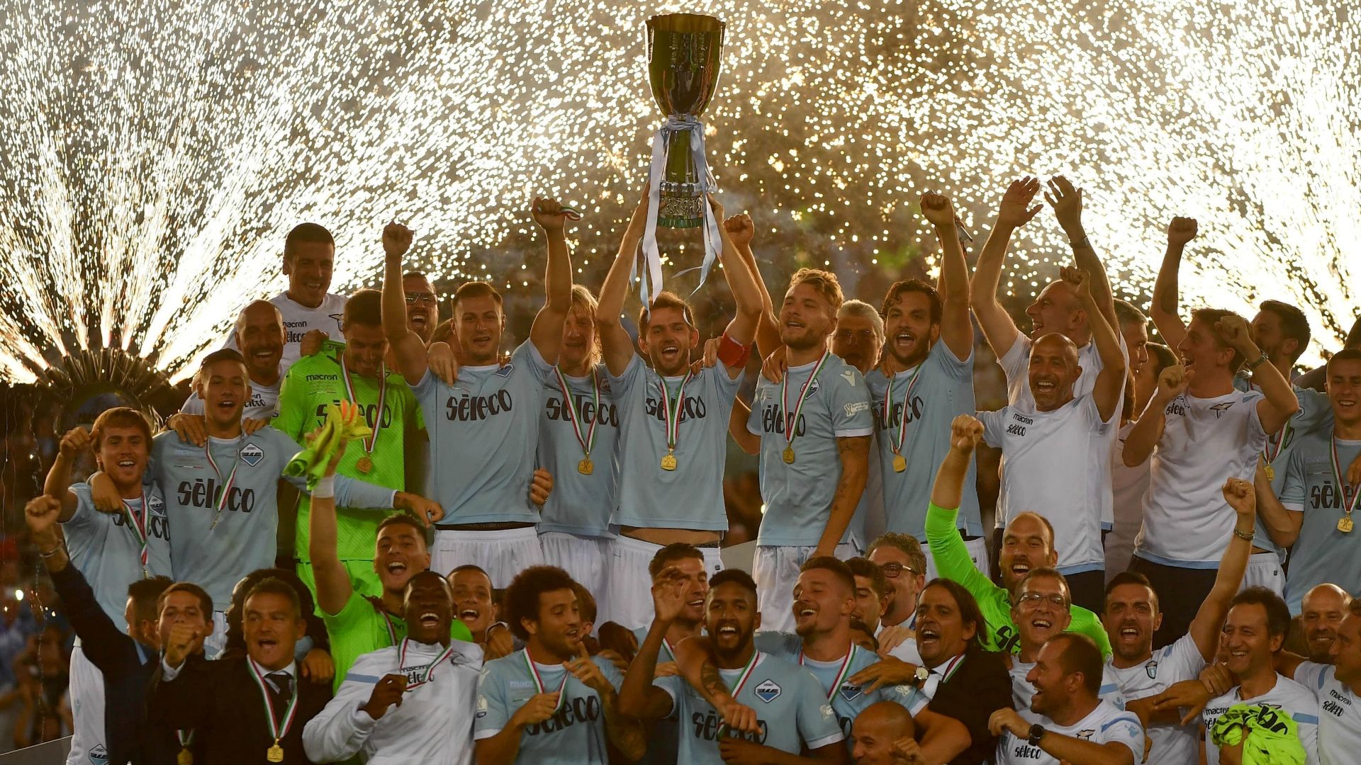 Lazio celebrating Italian Supercup
