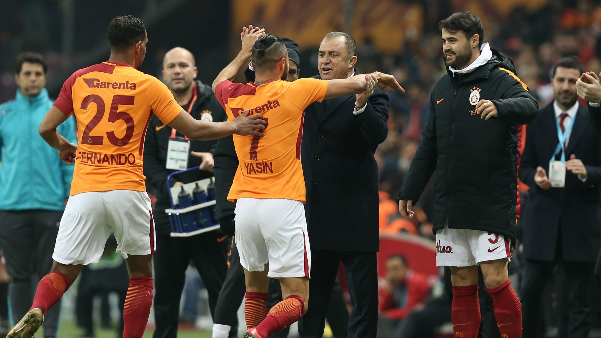 Fatih Terim Yasin Oztekin Galatasaray Goztepe 12242017